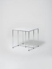 USM Table 10 / Square / White Concrete
