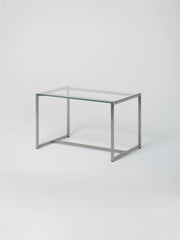 Table 16 / Stainless Steel / Glass
