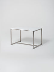 Table 20 / Stainless Steel / White Concrete