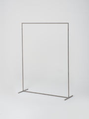 Rail 18H / High | Round | 150cm x 200cm | Steel