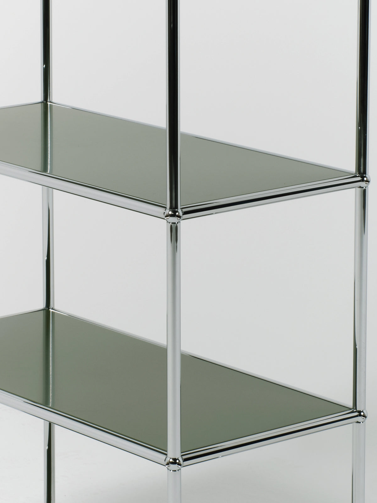 USM Haller Shelving / Single | Olive Green - NOVU