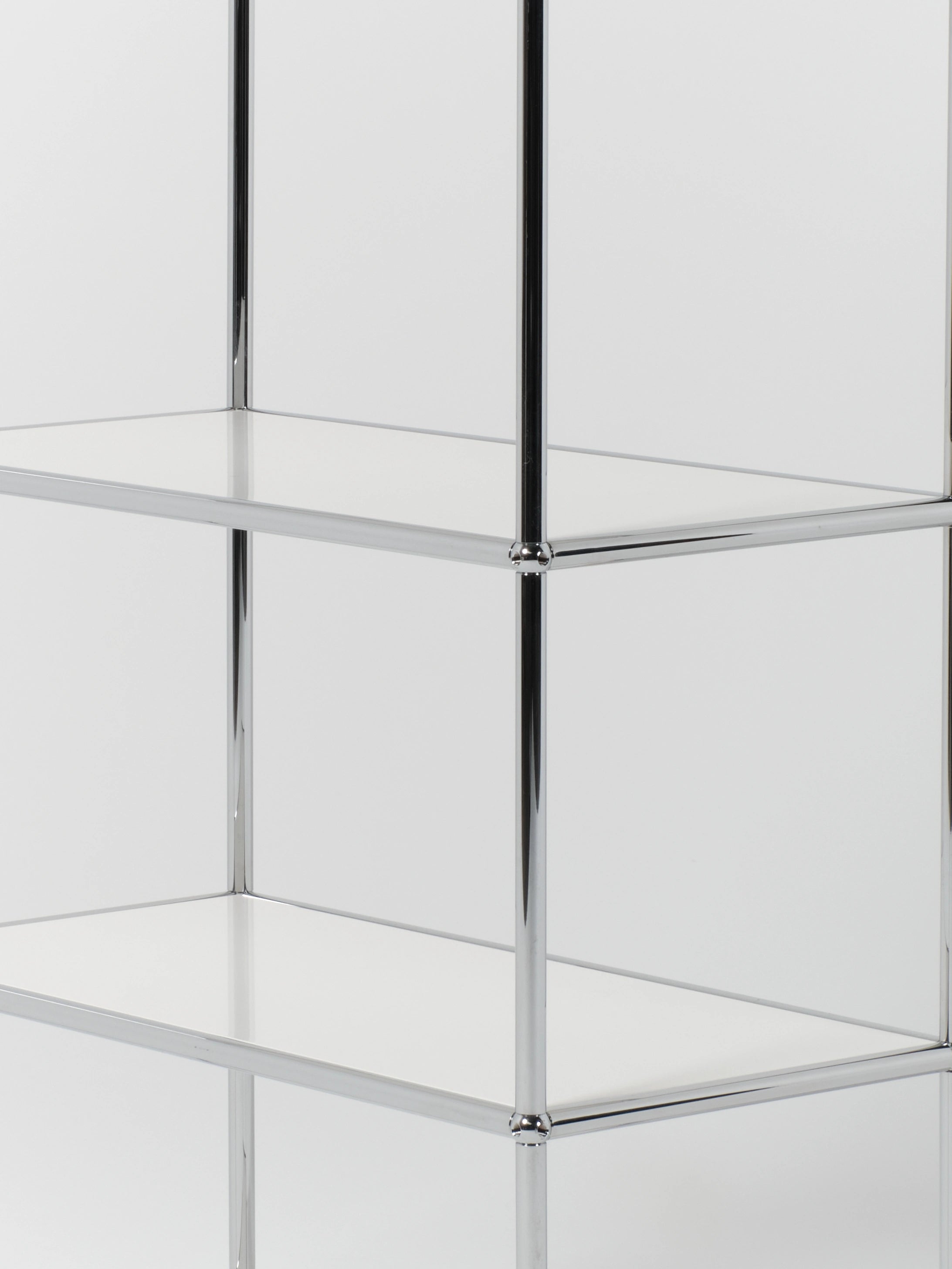 USM Haller Shelving / Single | White