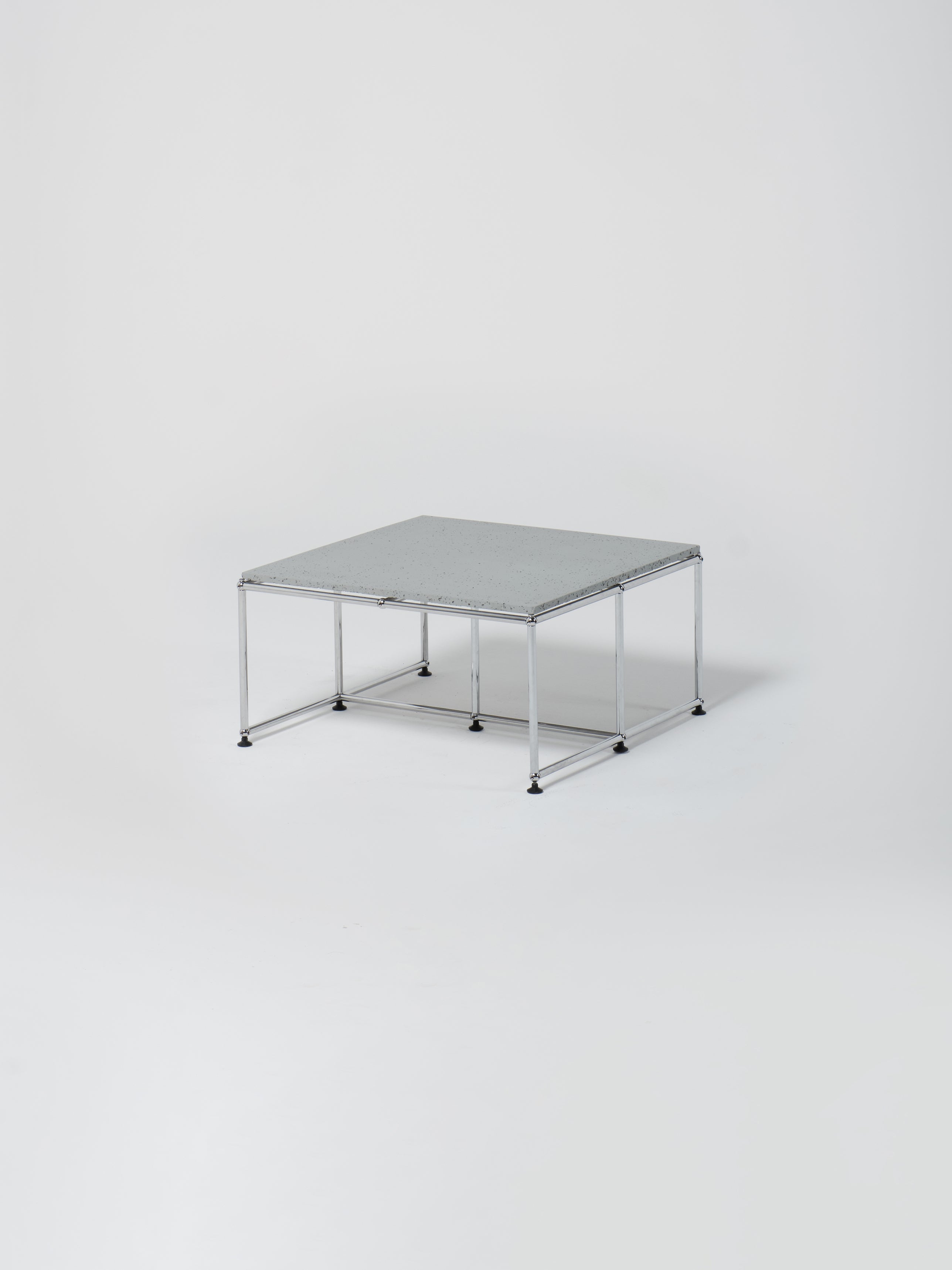 USM Coffee Table 5 / Square / Architectural Concrete