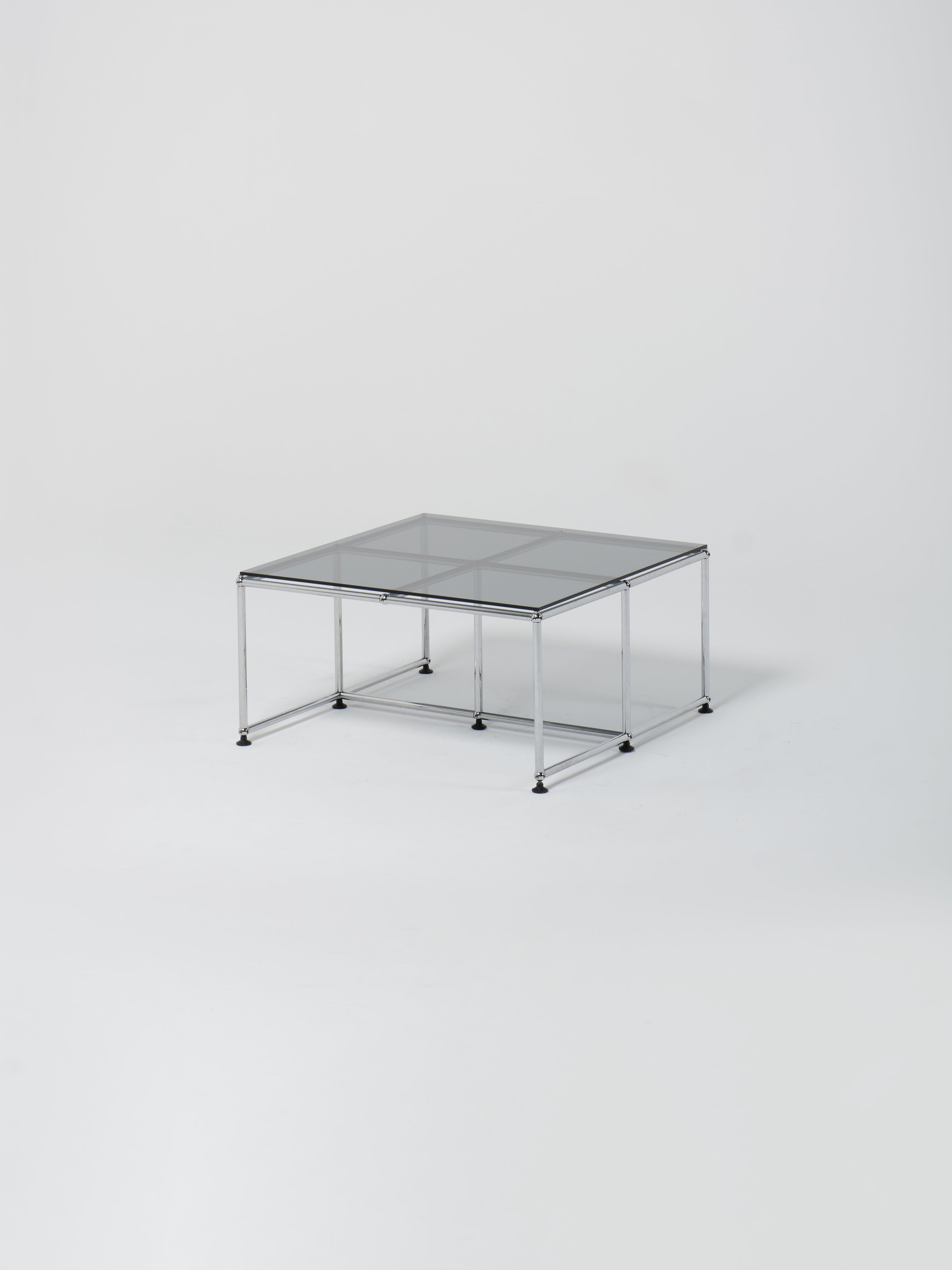 USM Coffee Table 8 / Square / Grey Glass