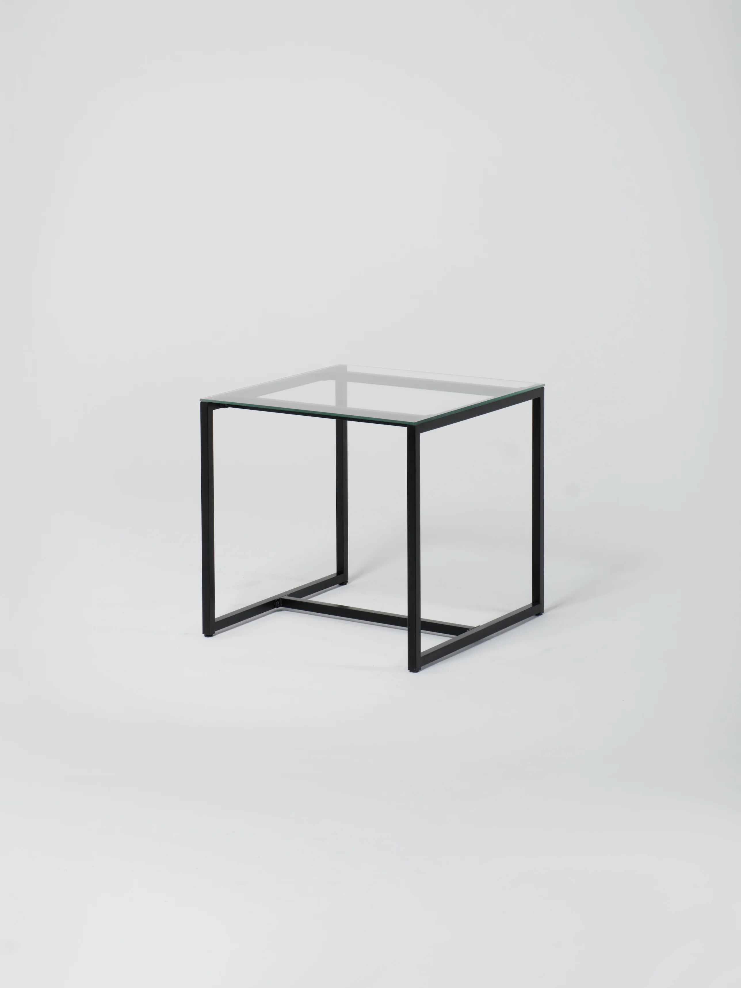 Table 13 / Square / Black / Glass