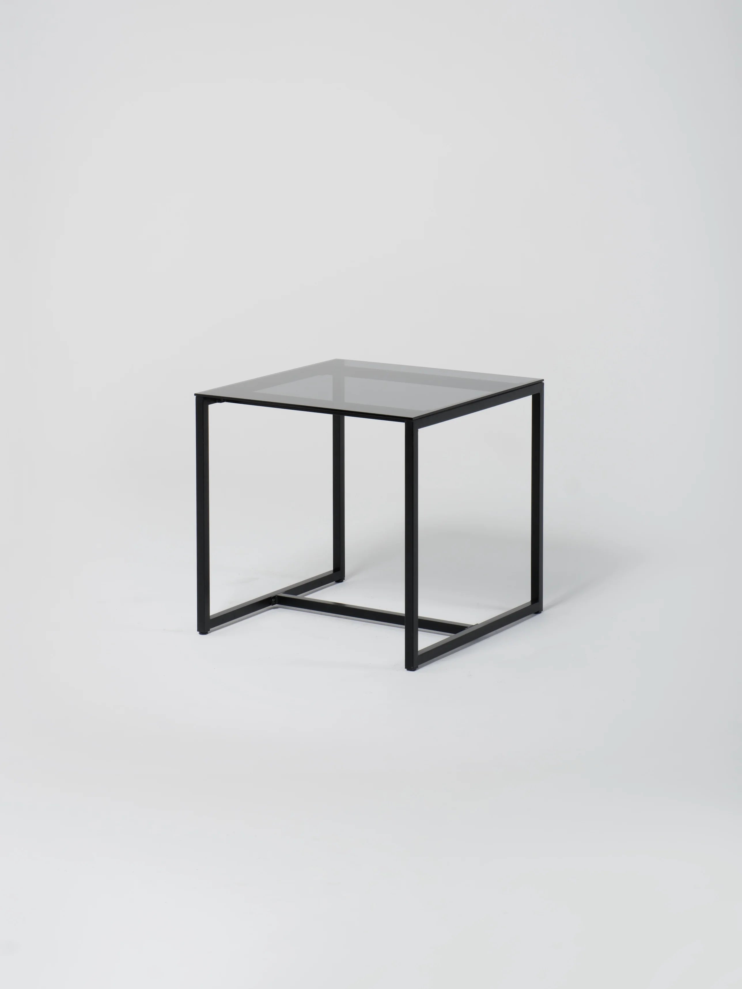 Table 14 / Square / Black / Glass / Grey