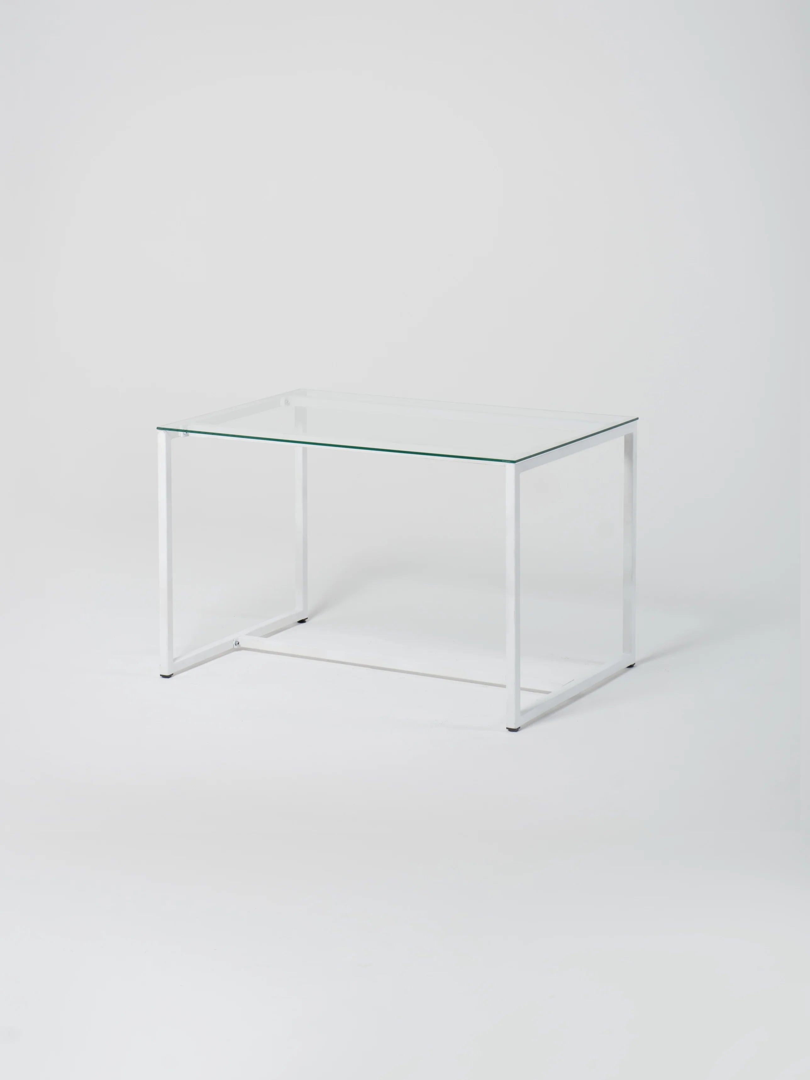 Table 12 / White / Glass