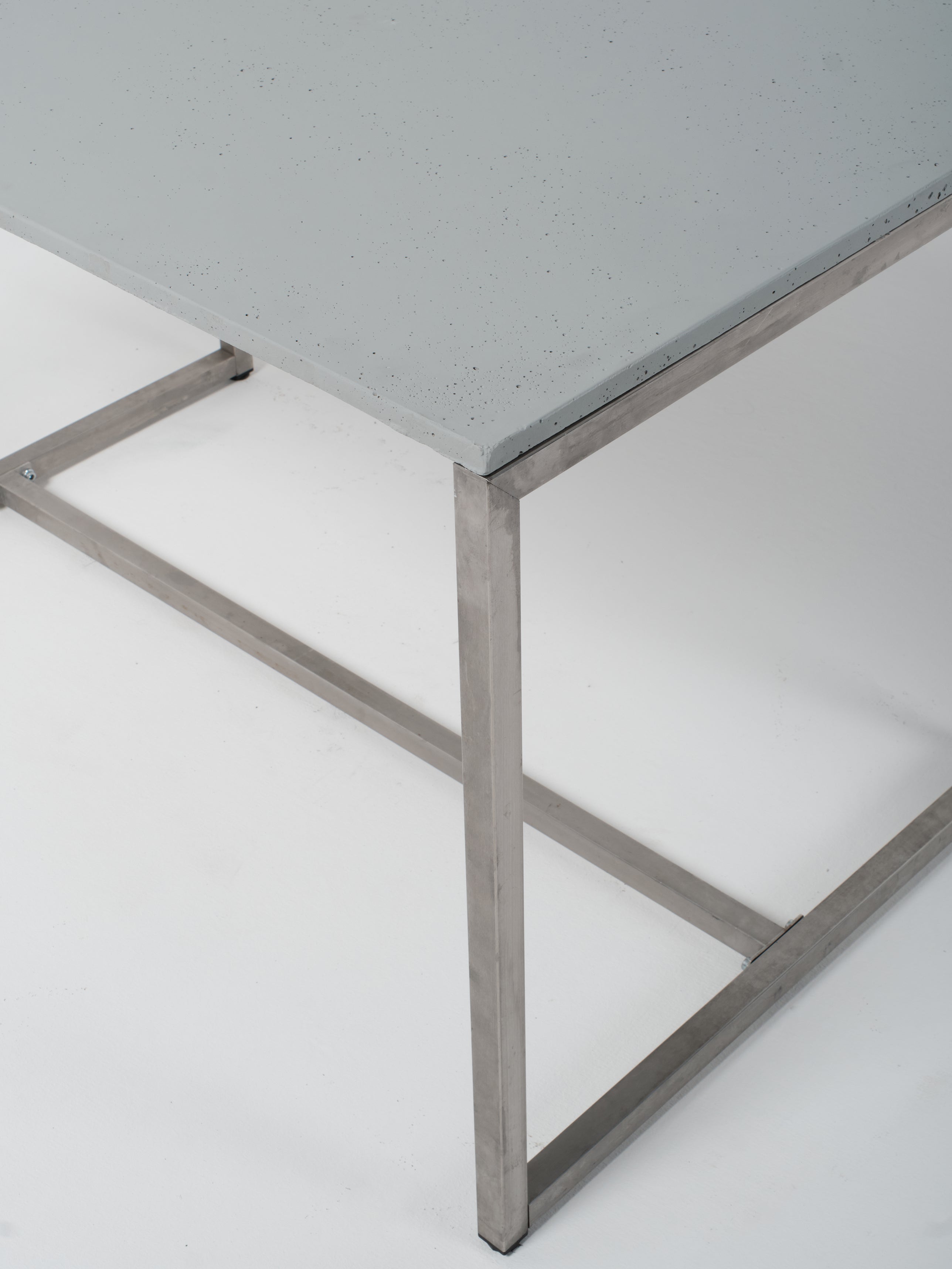 Table 7 / Stainless Steel / Architectural Concrete
