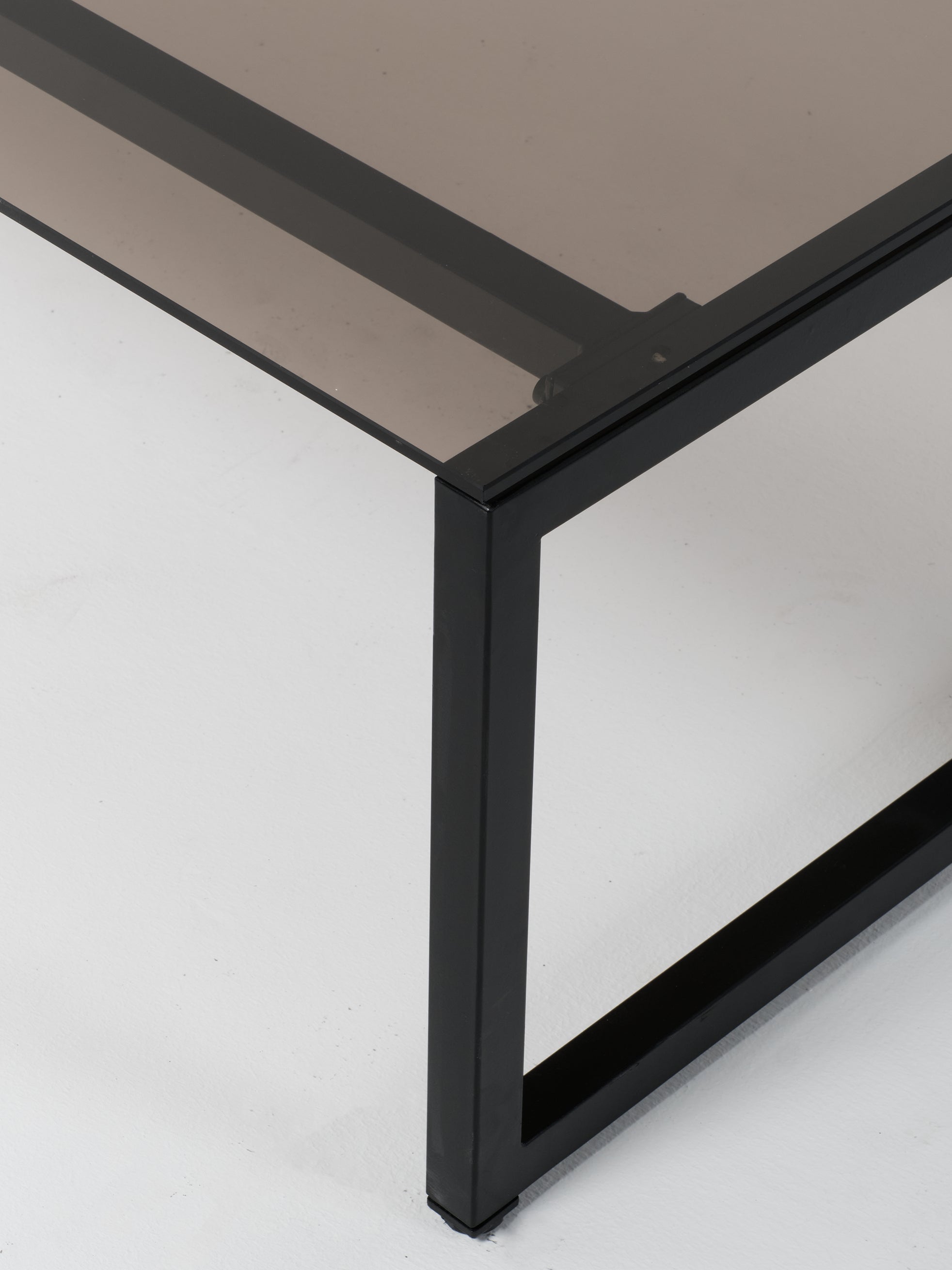 Coffee Table 12 / Black | Square | Glass | Amber