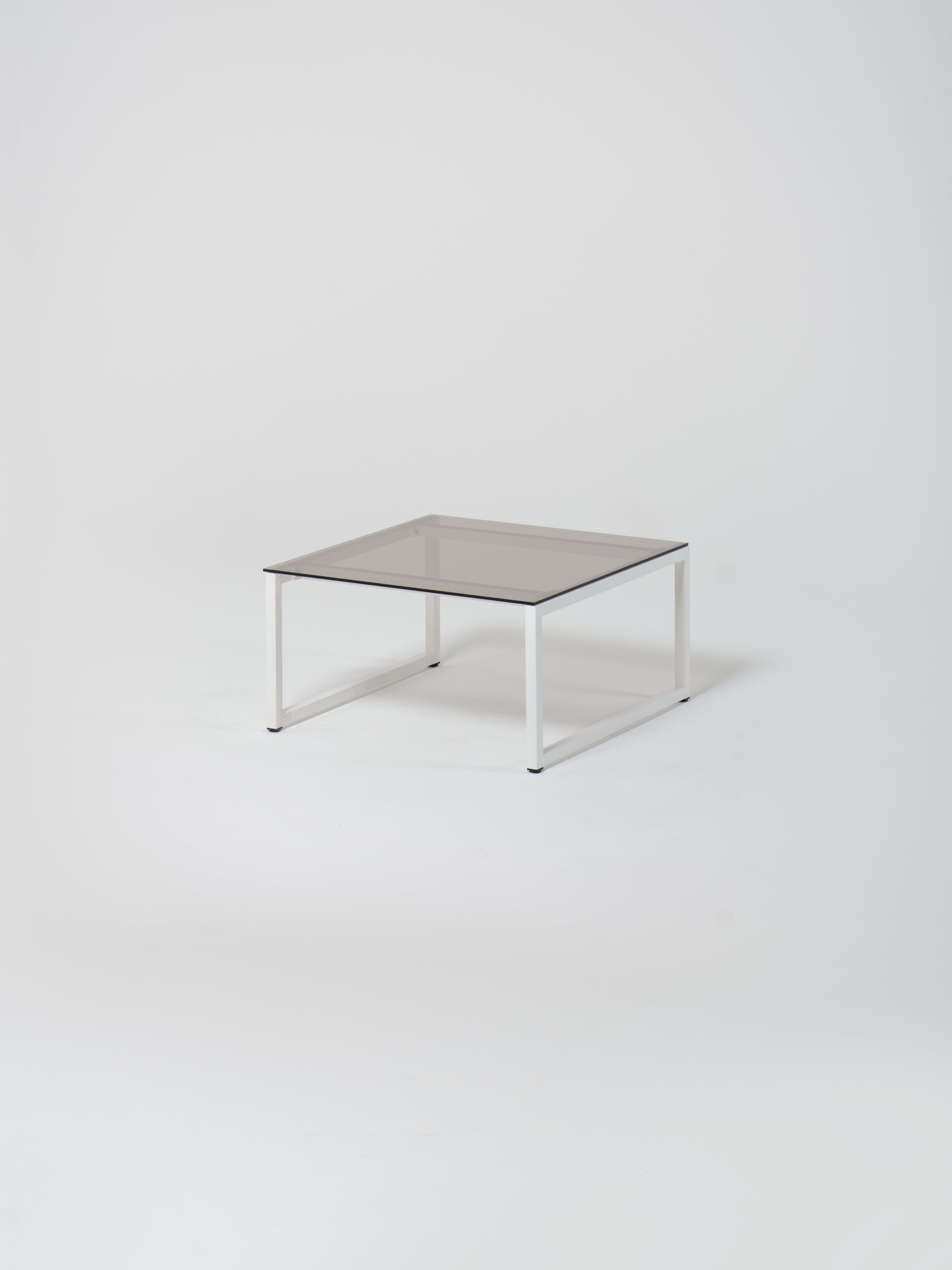 Coffee Table 17 / White | Square | Glass | Amber