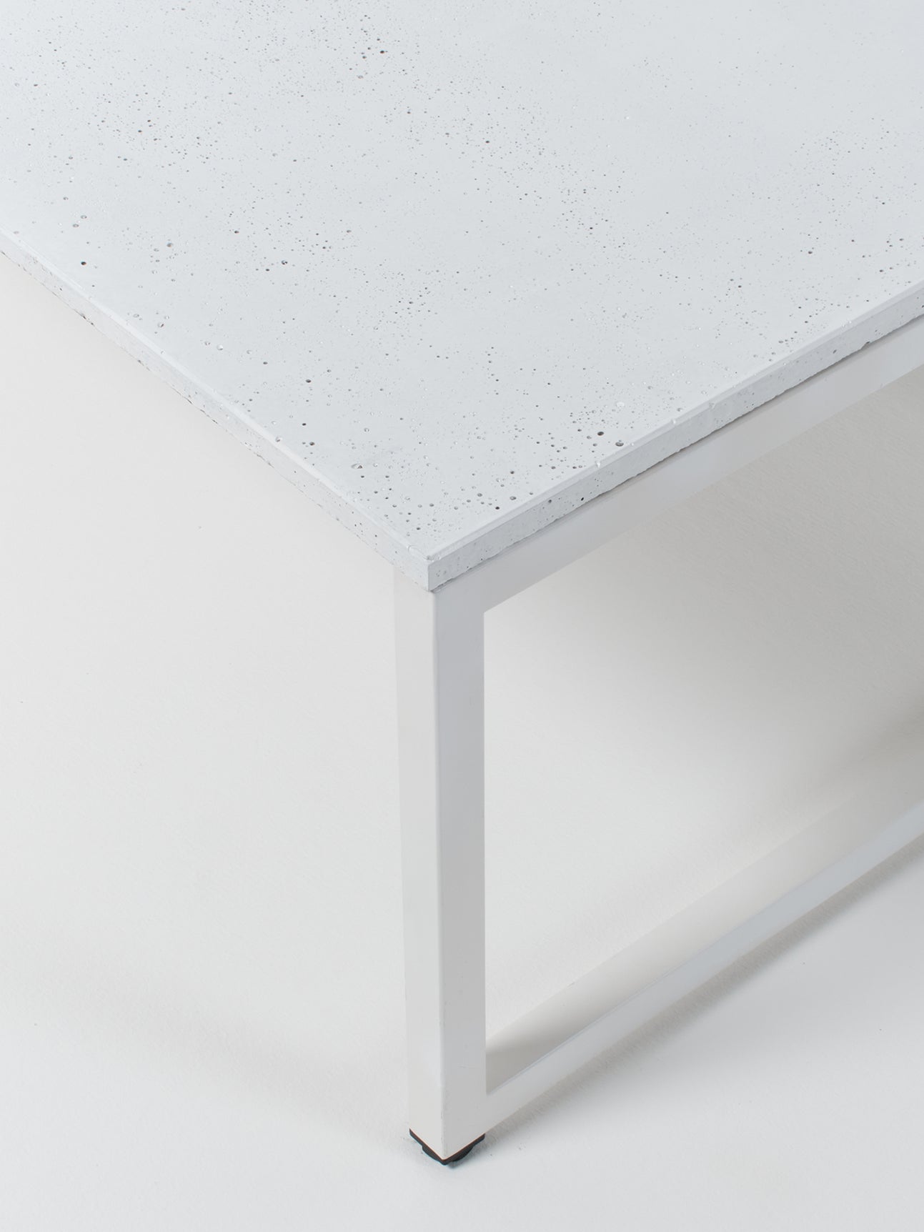 Coffee Table 14 / White | Square | White Concrete