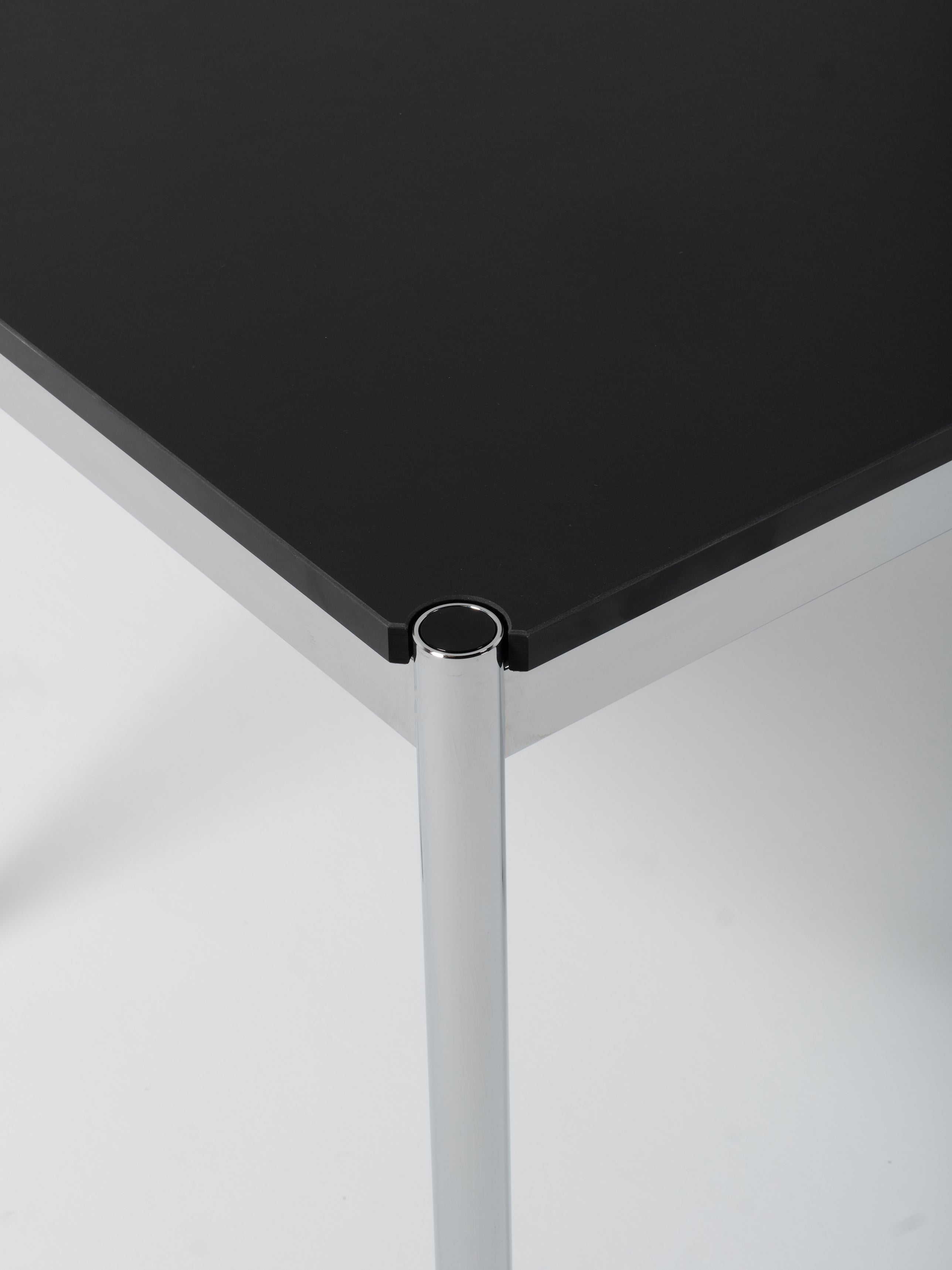 USM Haller Table / Square / Black