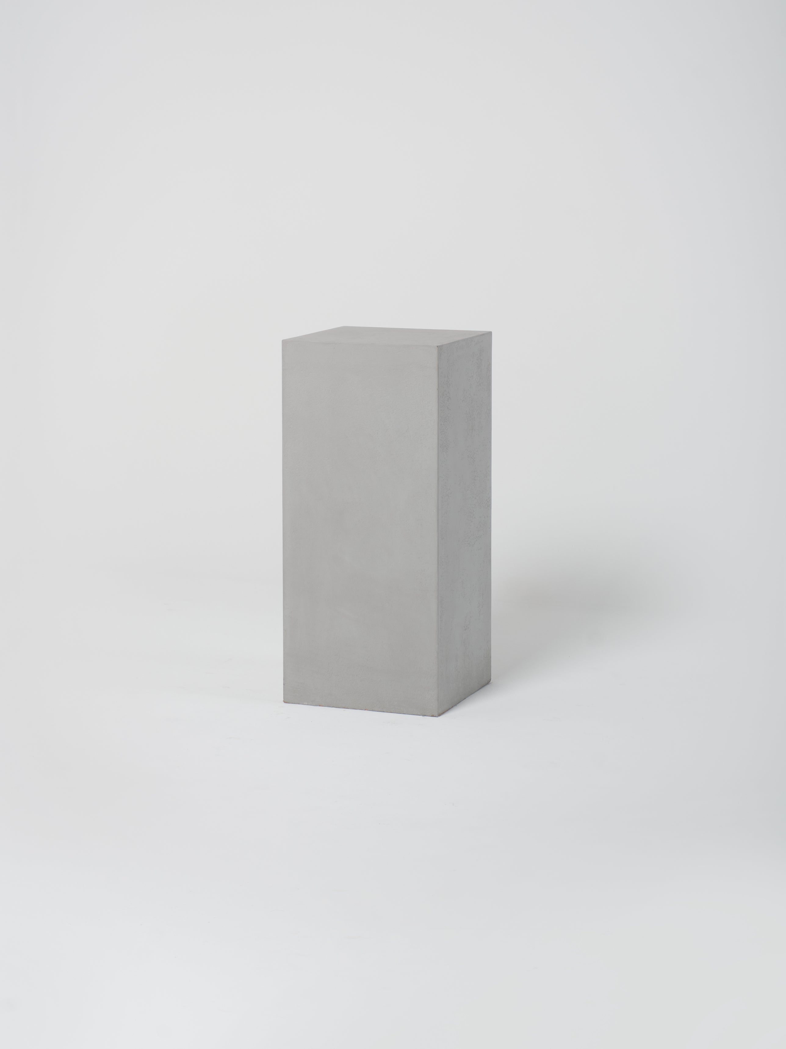Cube 4 / 45cm x 100cm / Concrete