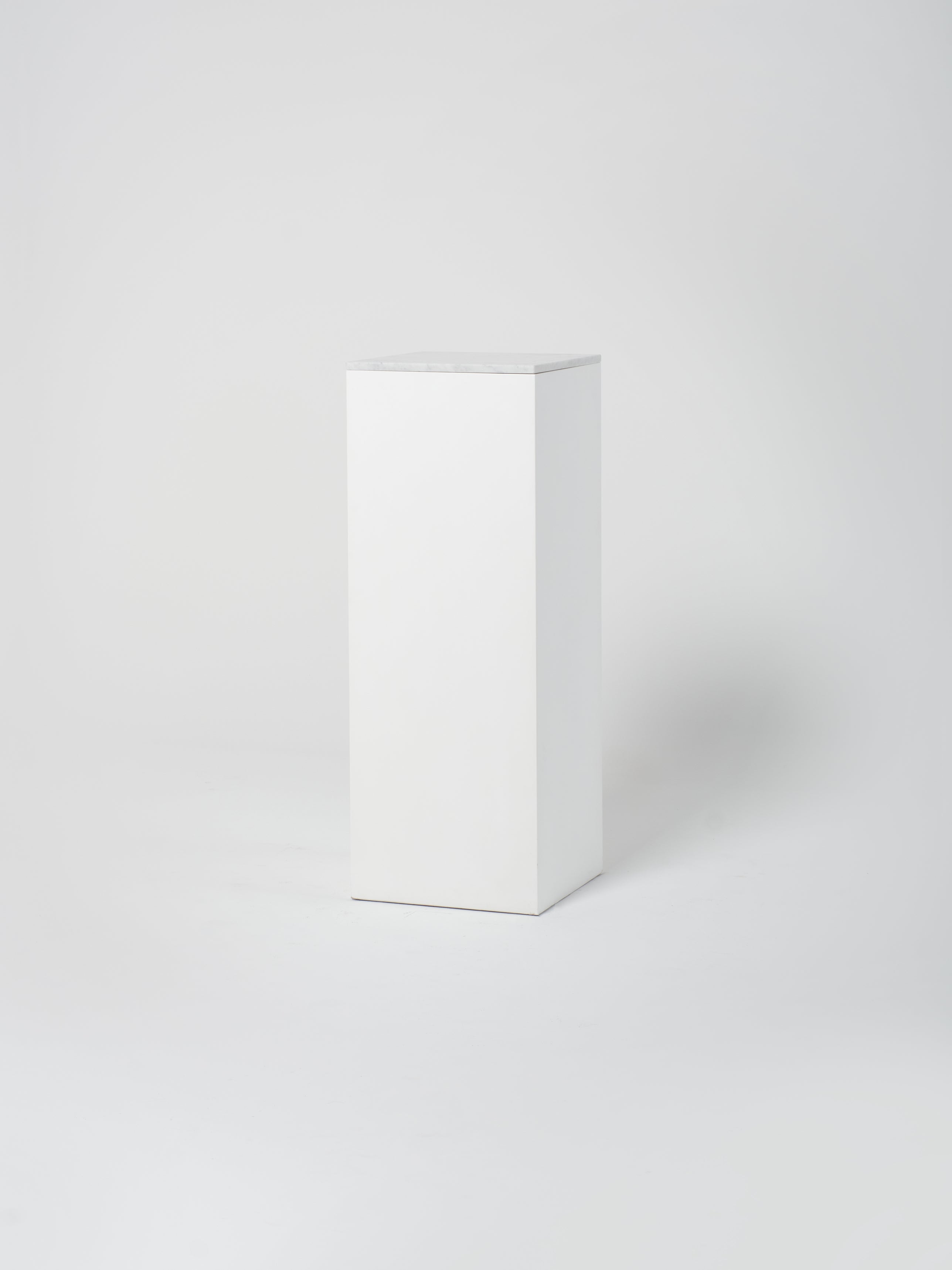 Cube 6 / 45cm x 120cm / White / Bianco Carrara