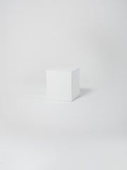 Cube 8 / 45cm x 50cm / White