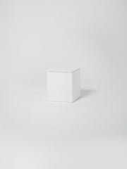 Cube 8 / 45cm x 50cm / White / White Concrete