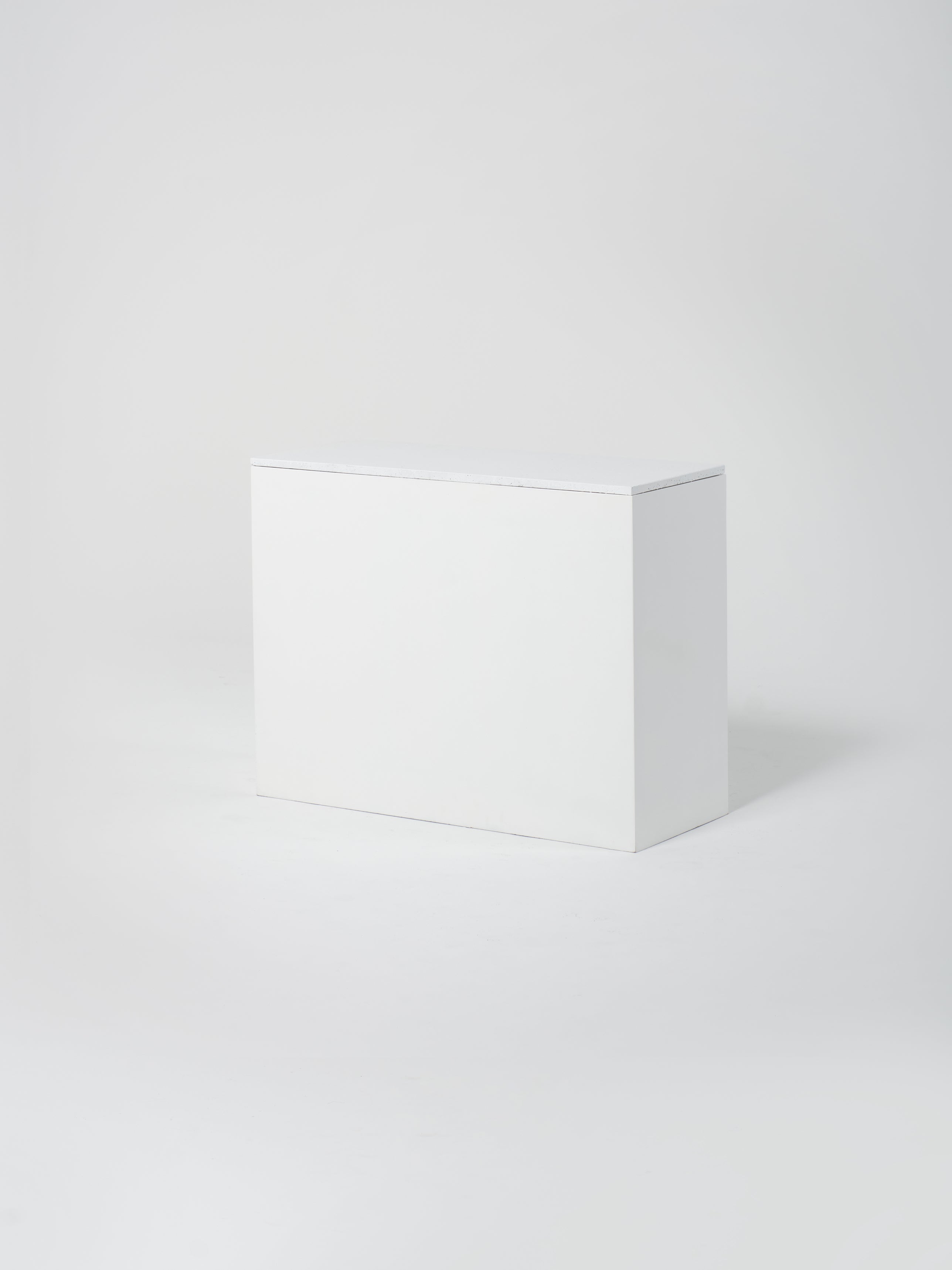 Cube 10 / 100x40x75cm / White / White Concrete