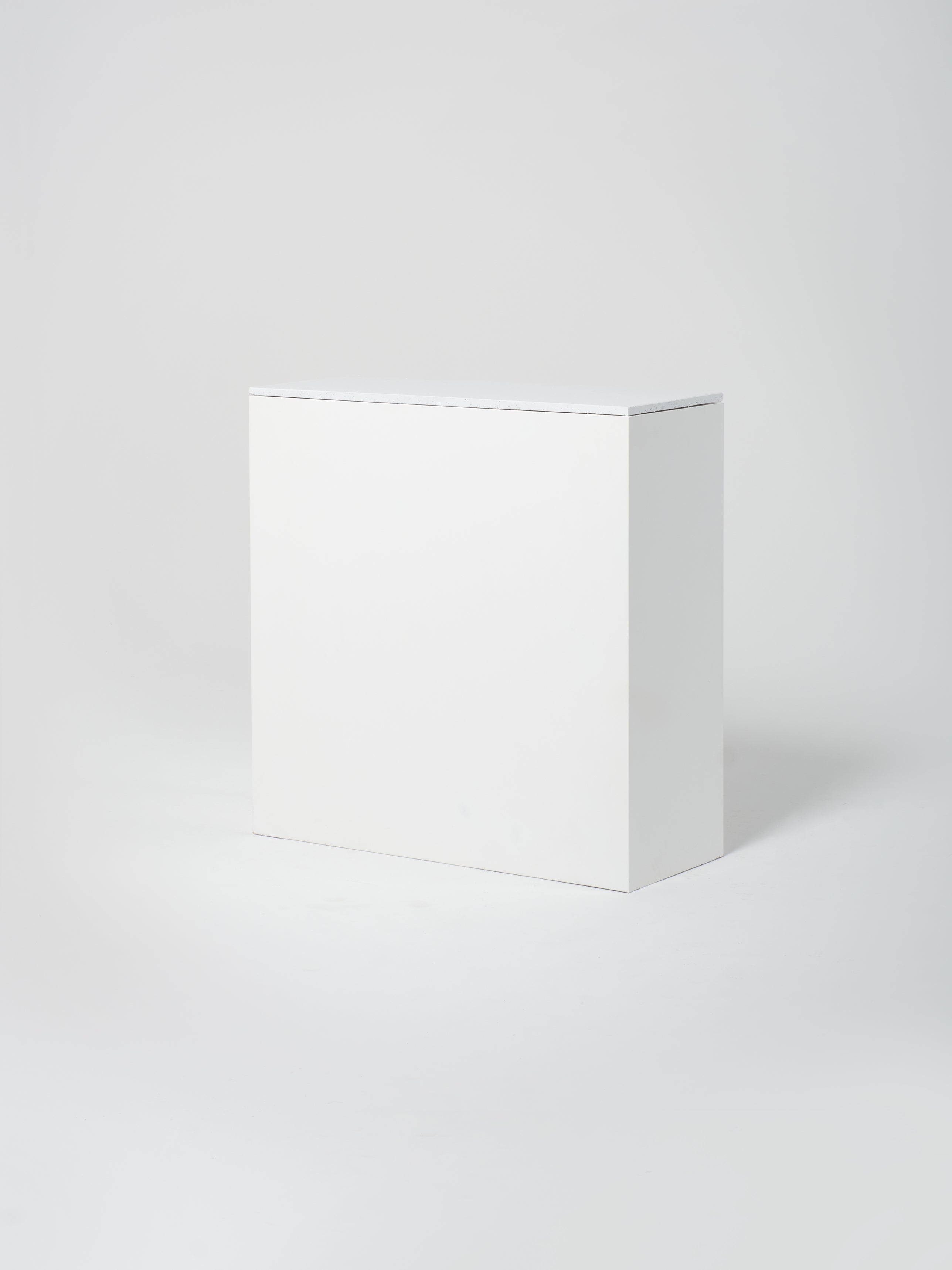 Cube 9 / 100x40x100cm / White / White Concrete