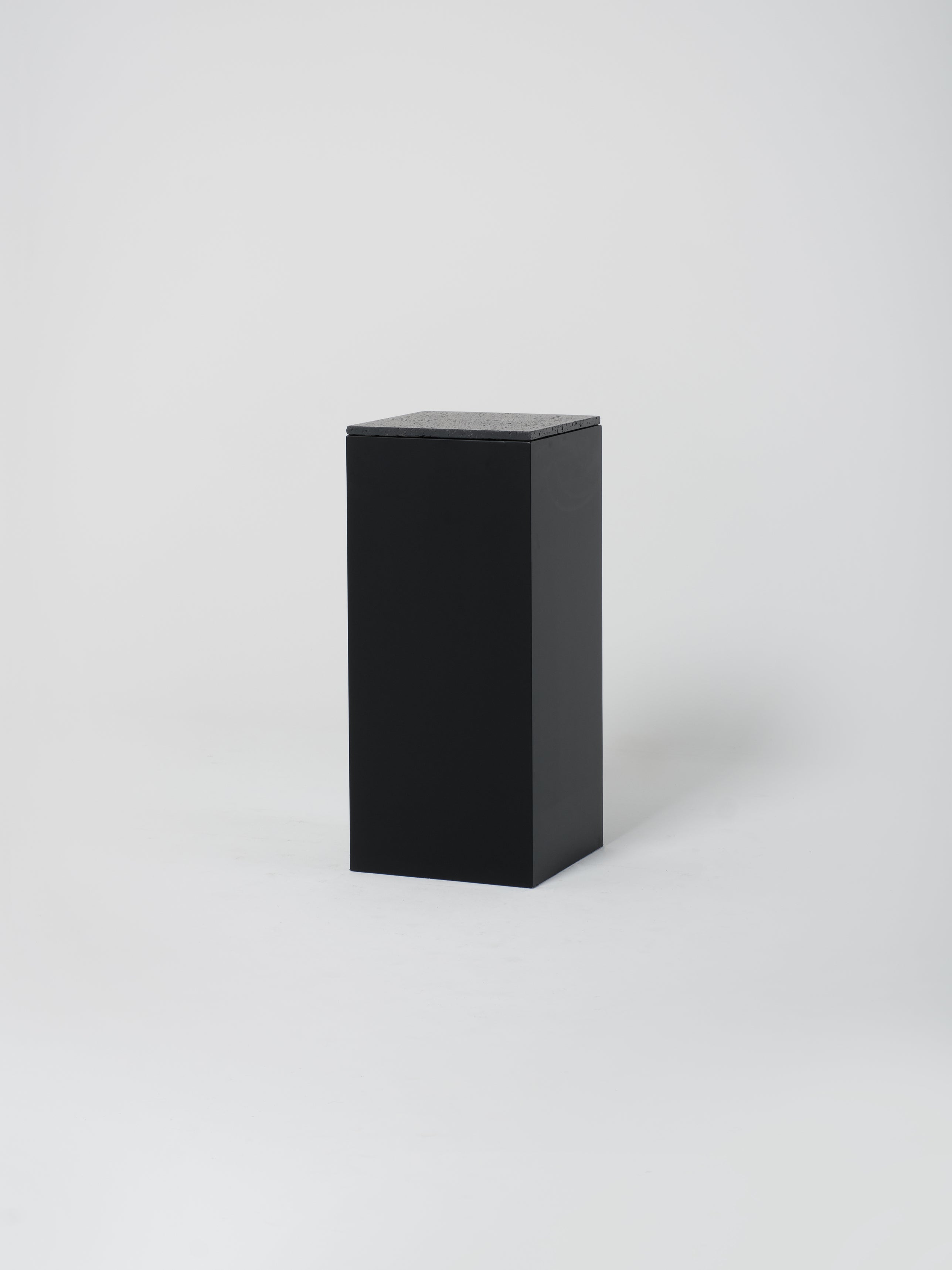 Cube 4 / 45cm x 100cm / Black / Anthracite concrete