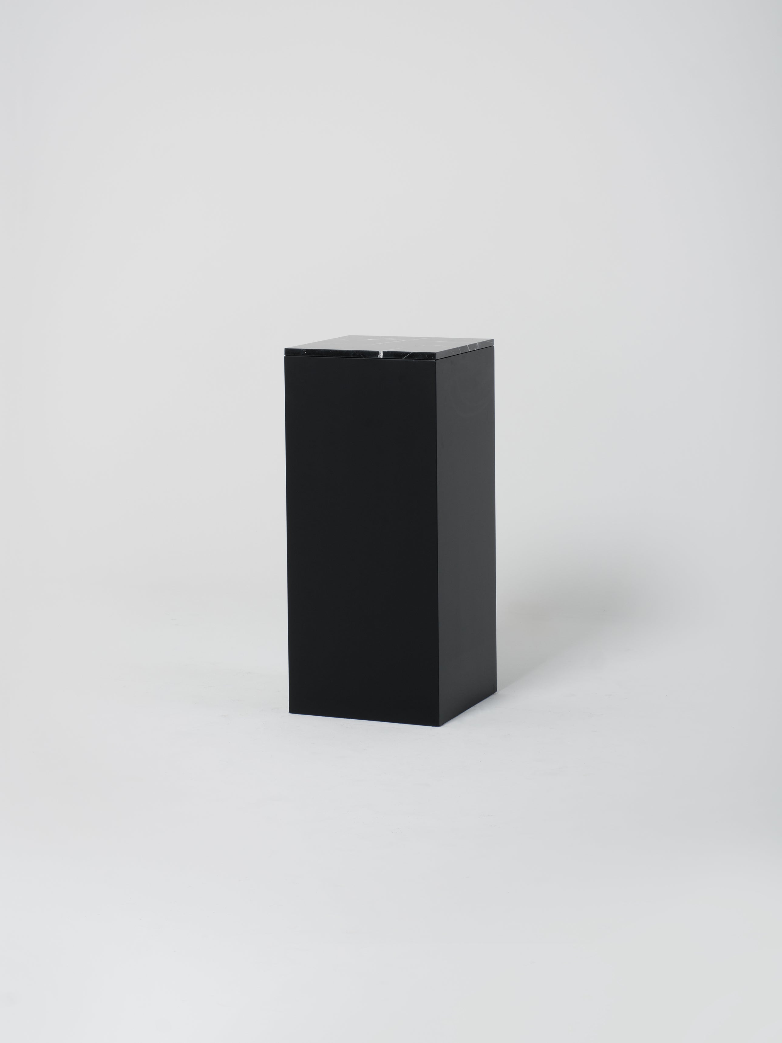 Cube 4 / 45cm x 100cm / Black / Nero Marquina