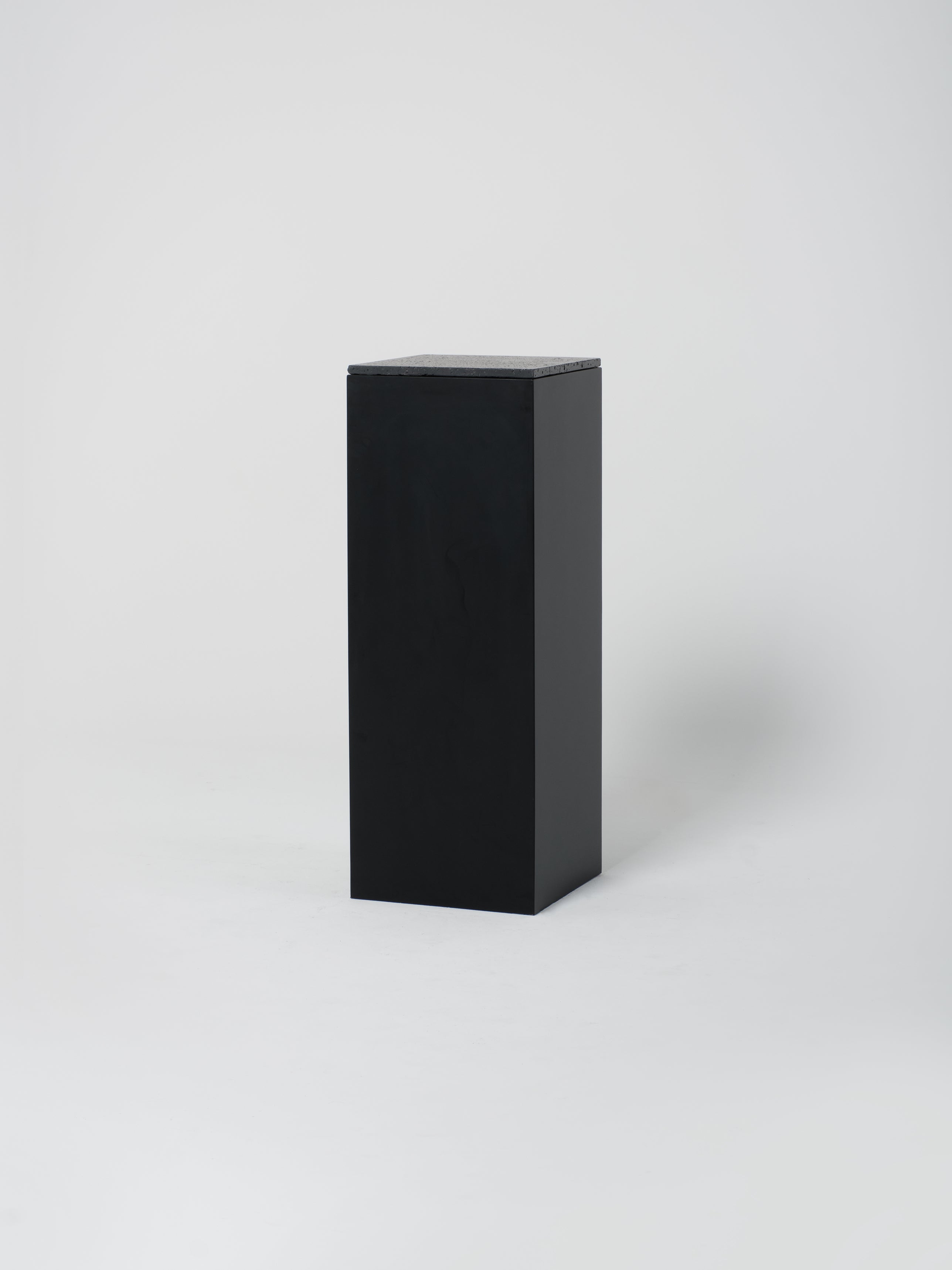 Cube 6 / 45cm x 120cm / Black / Anthracite concrete