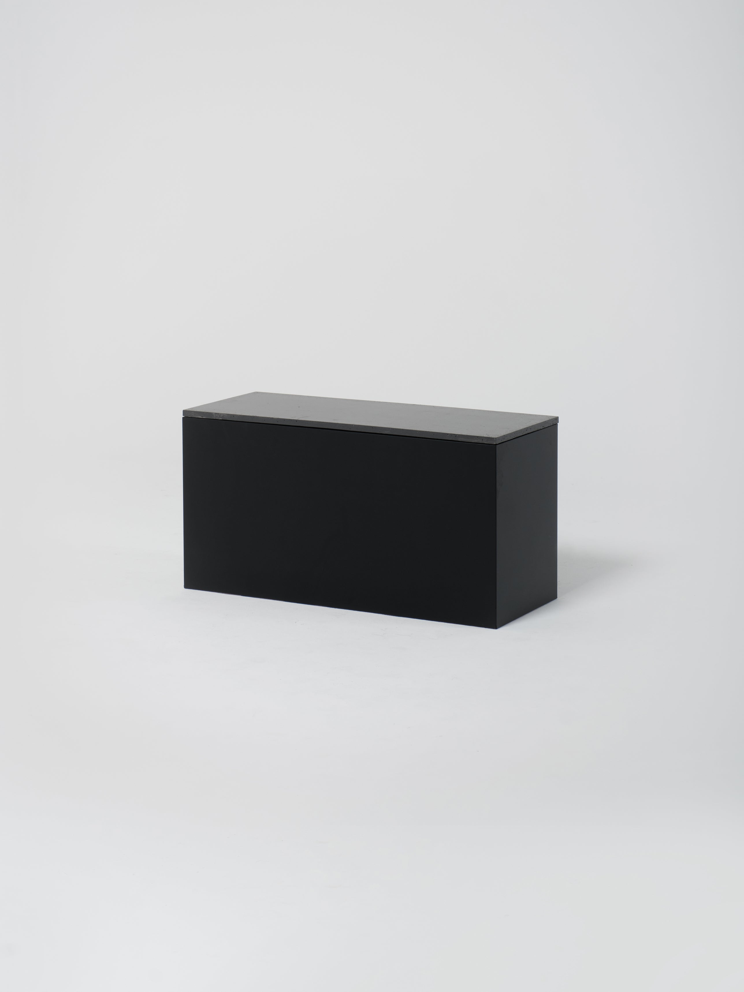 Cube 11 / 100x40x50cm / Black / Anthracite concrete