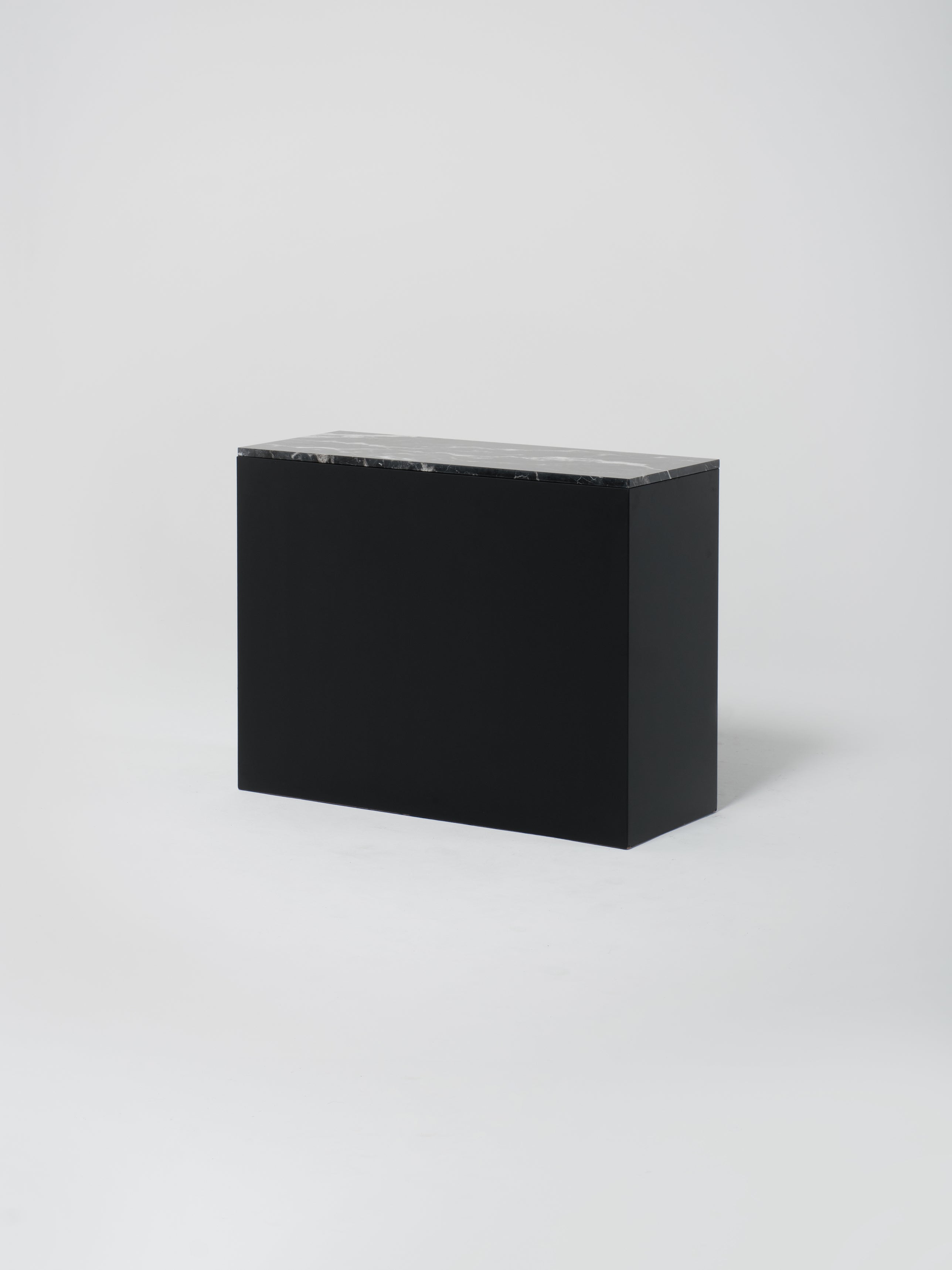 Cube 10 / 100x40x75 / Black / Nero Marquina
