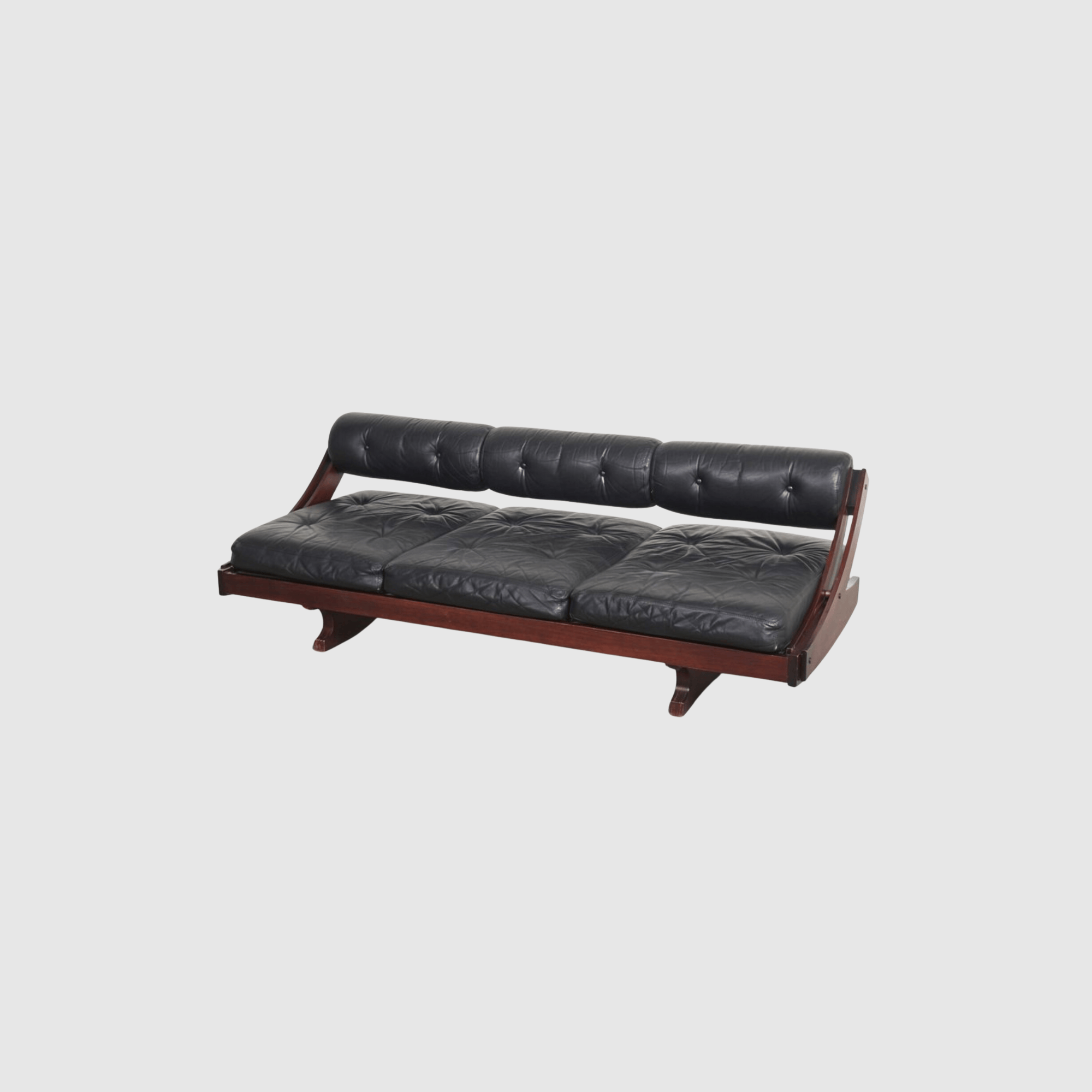 GS195 Sofa / Black