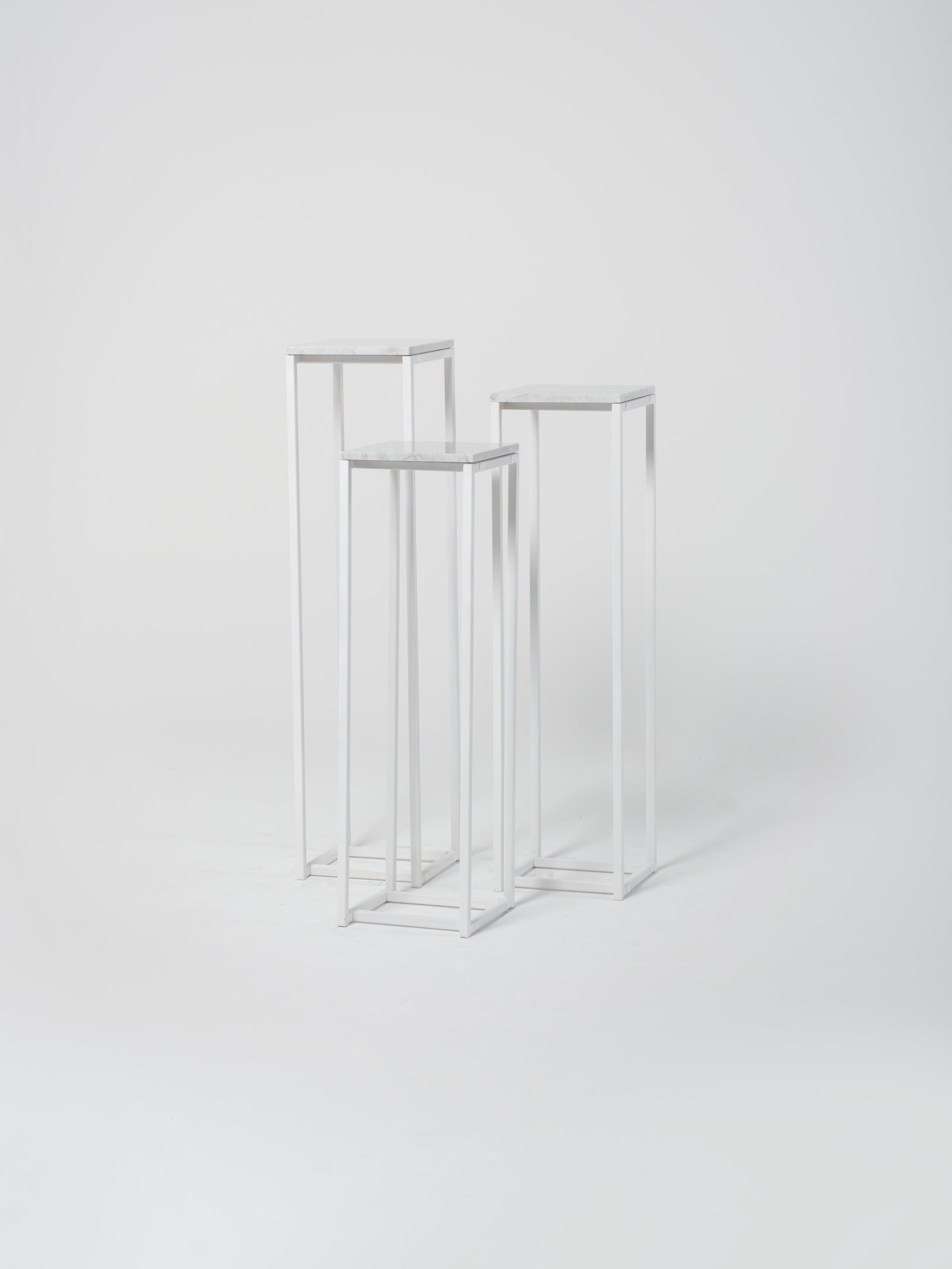 Podium Set 1 / 30cm Square / Bianco Carrara