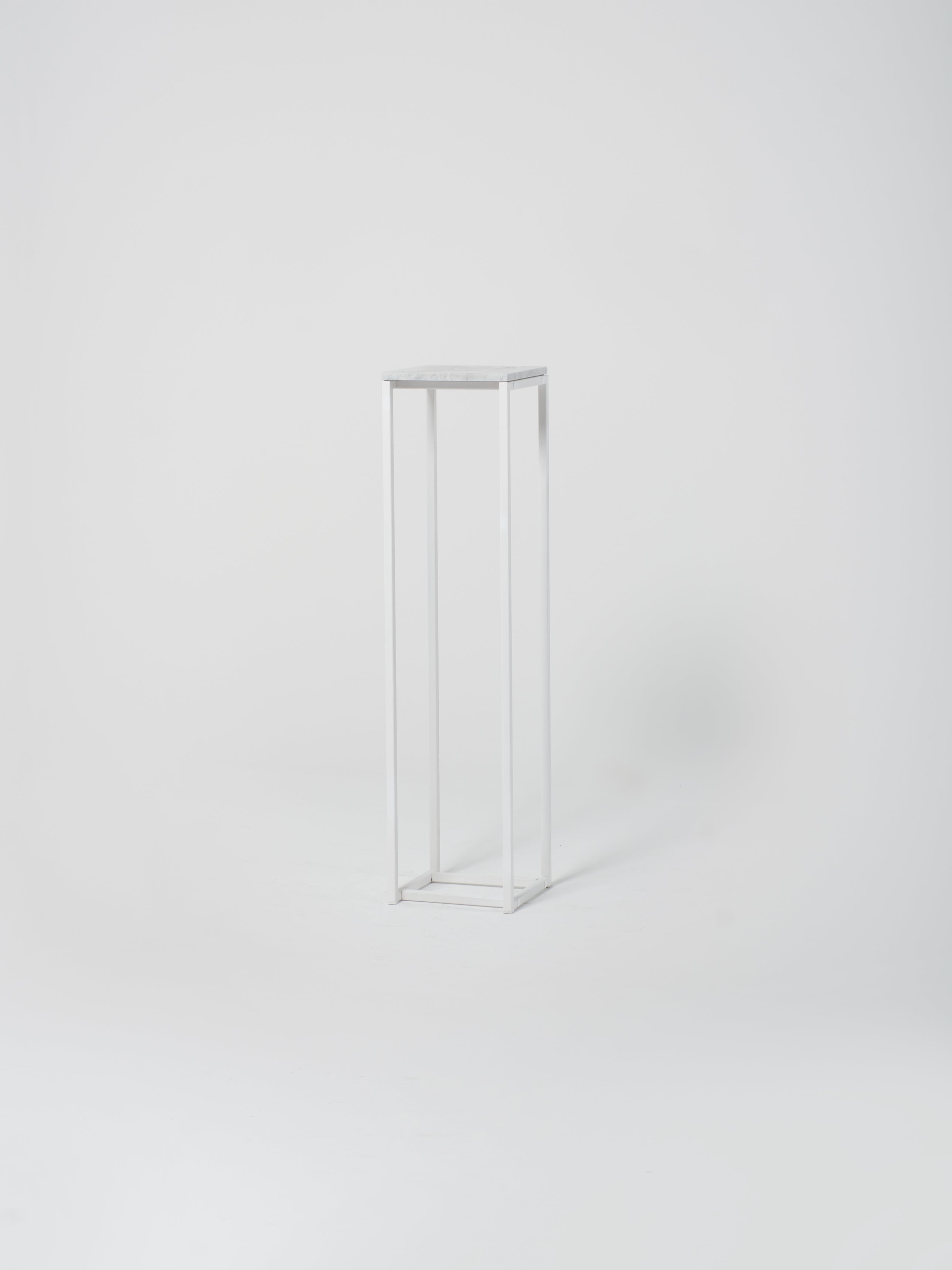 Podium 1 / 30cm Square / Bianco Carrara