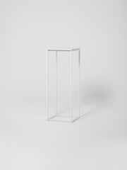 Podium 8 / 45cm Square / White Concrete