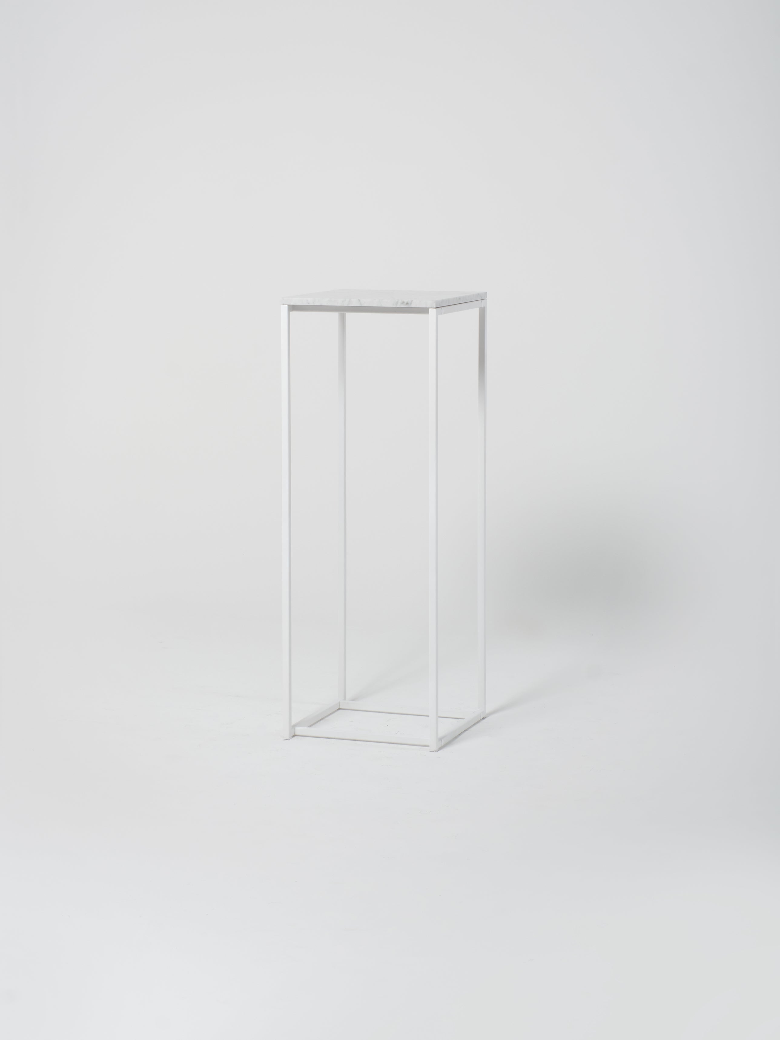 Podium 1 / 45cm Square / Bianco Carrara