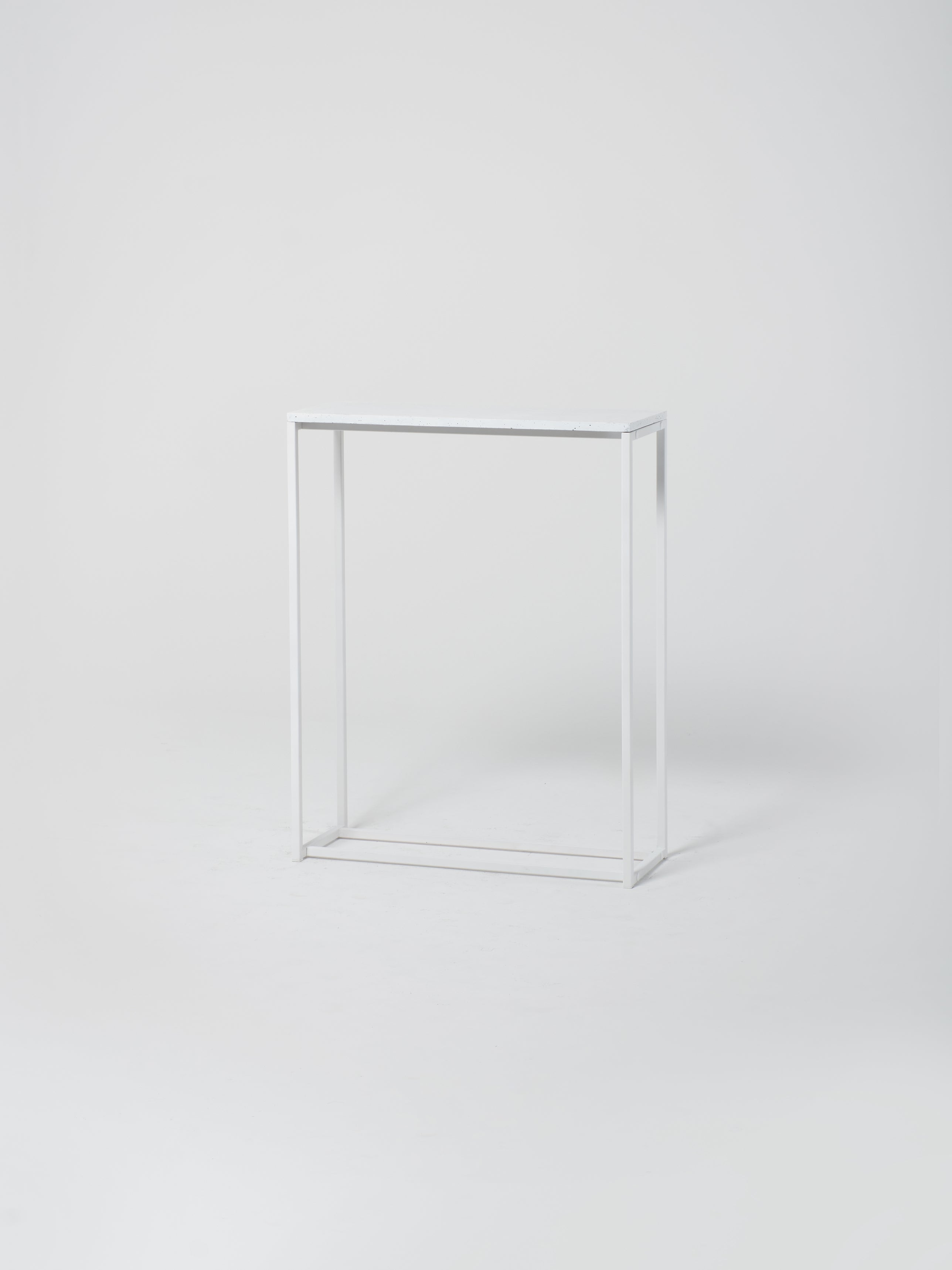 Console 8 / 80 x 30cm | White Concrete