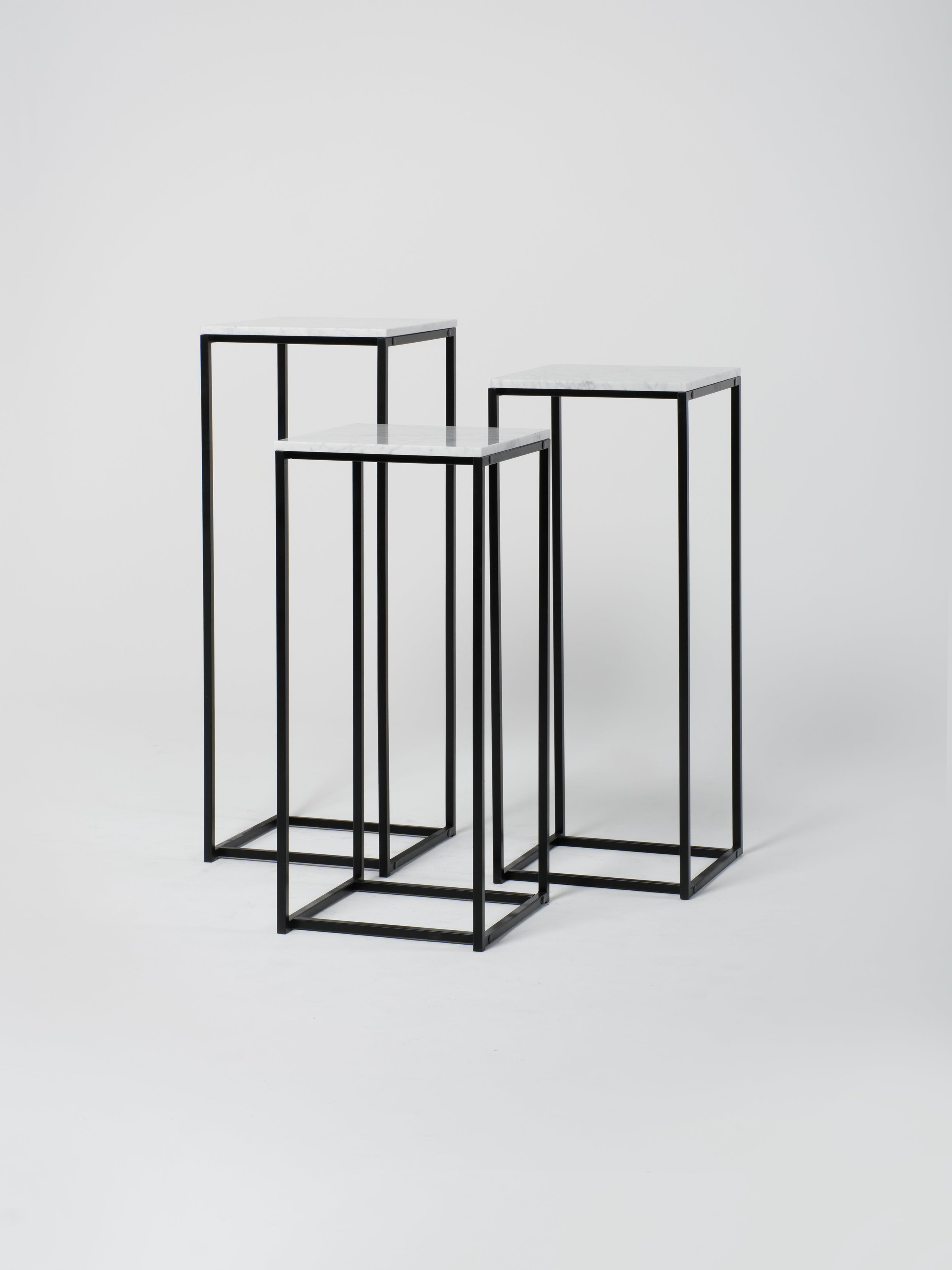 Podium Set 2 / 45cm Square / Bianco Carrara