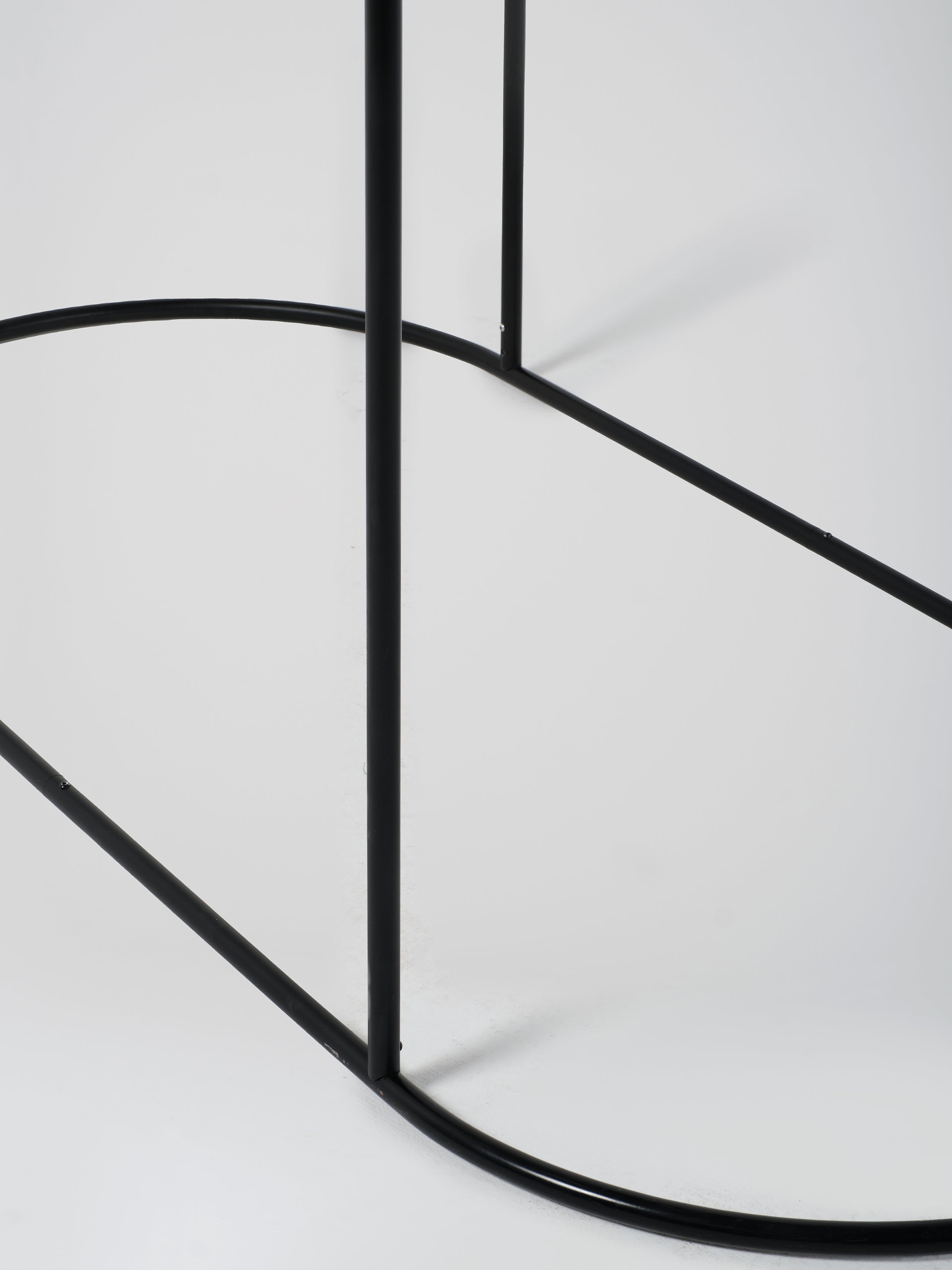 Oval Rail 2 / Black