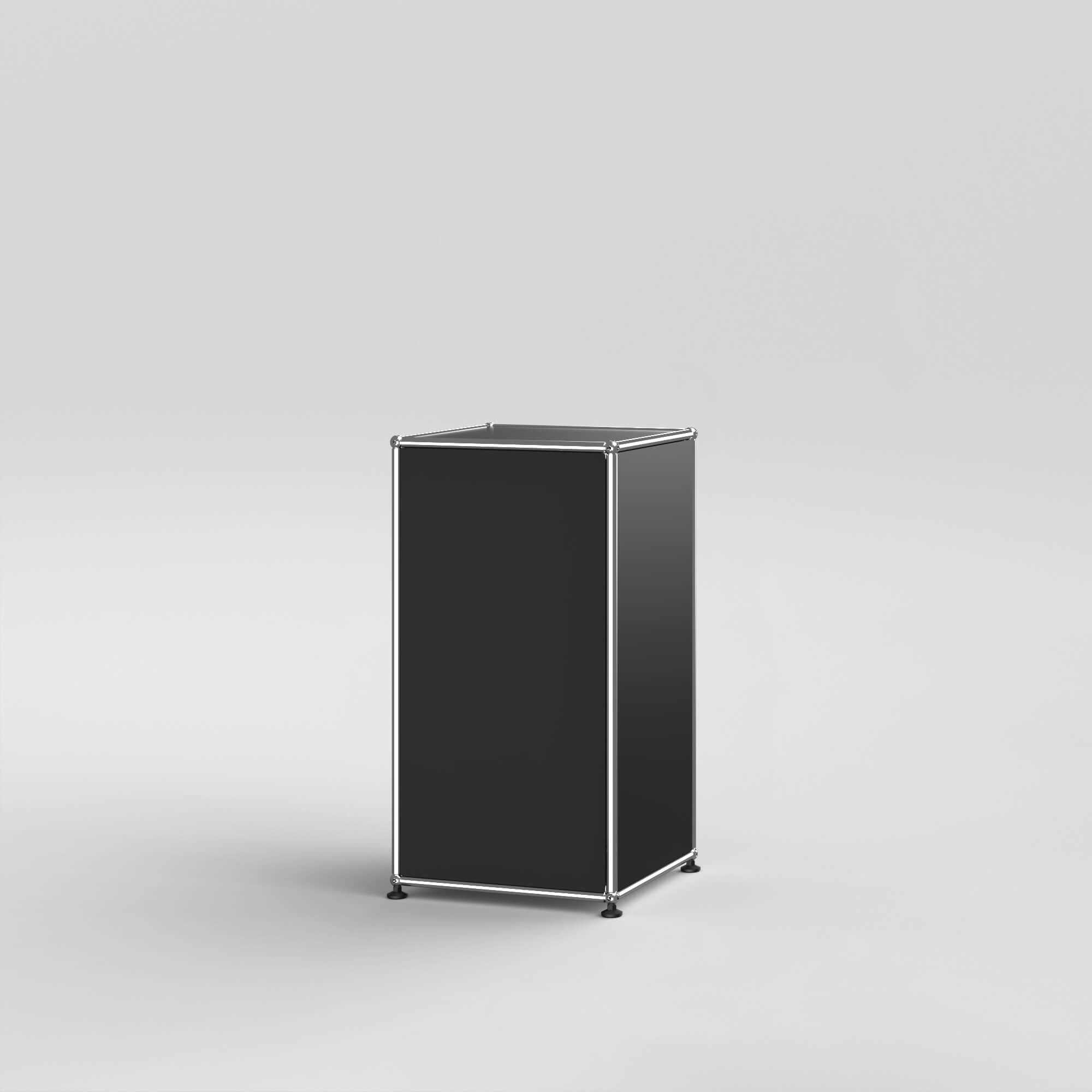 USM Cube 2 / Black