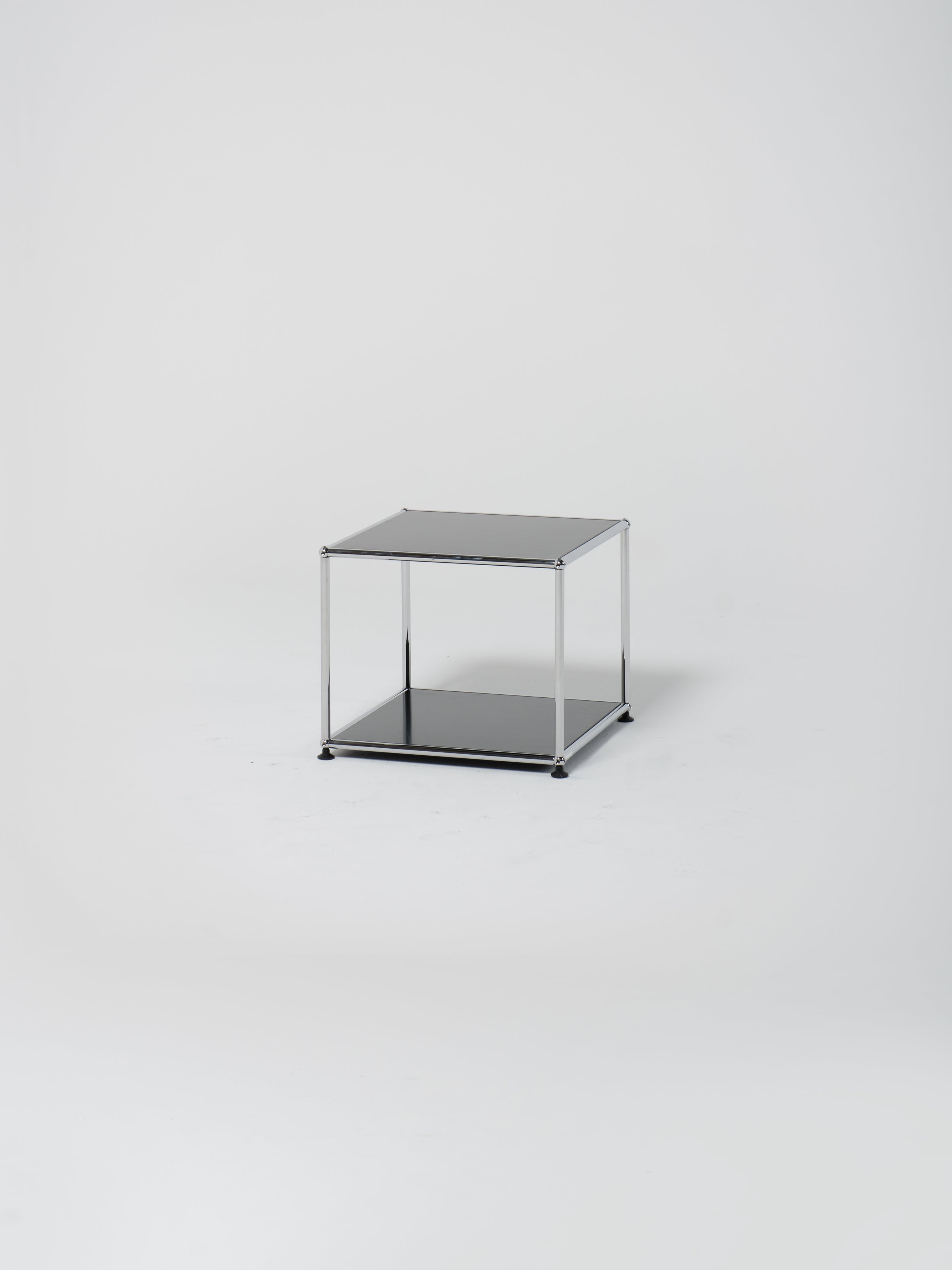 USM Coffee Table / Square | Black