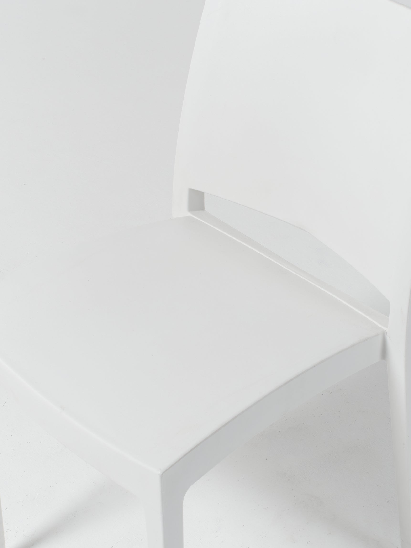 Chair 3 / White