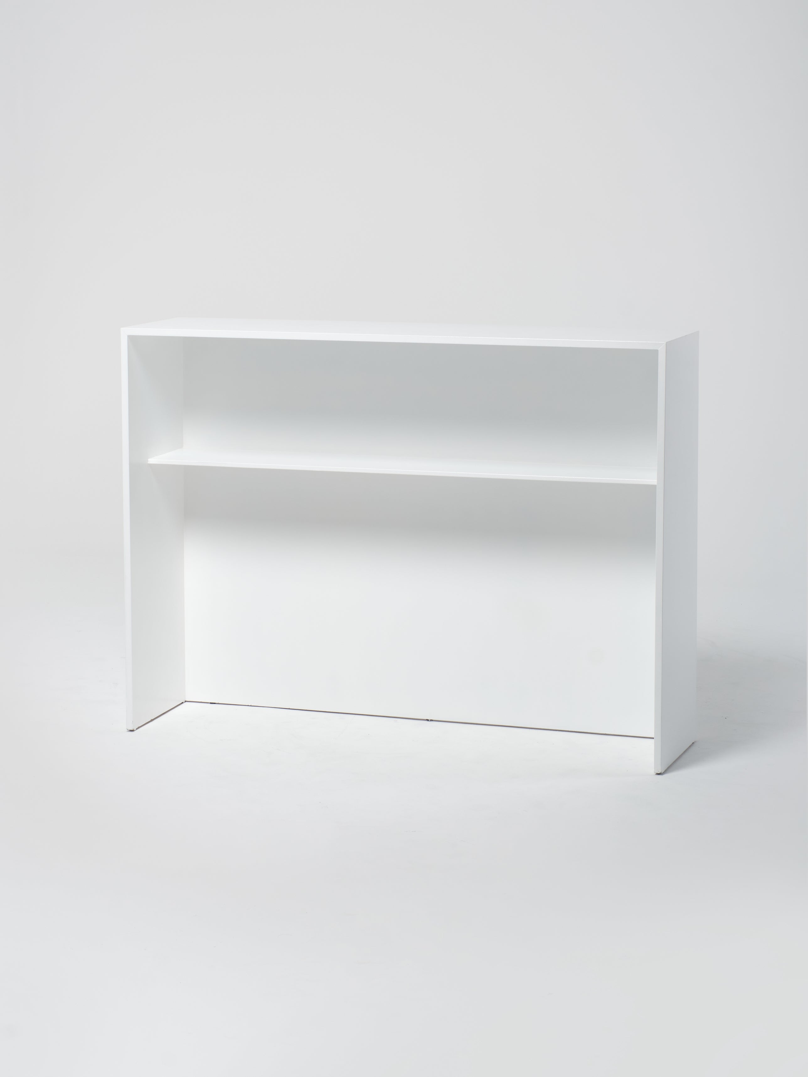 Front Desk / White / Rectangle