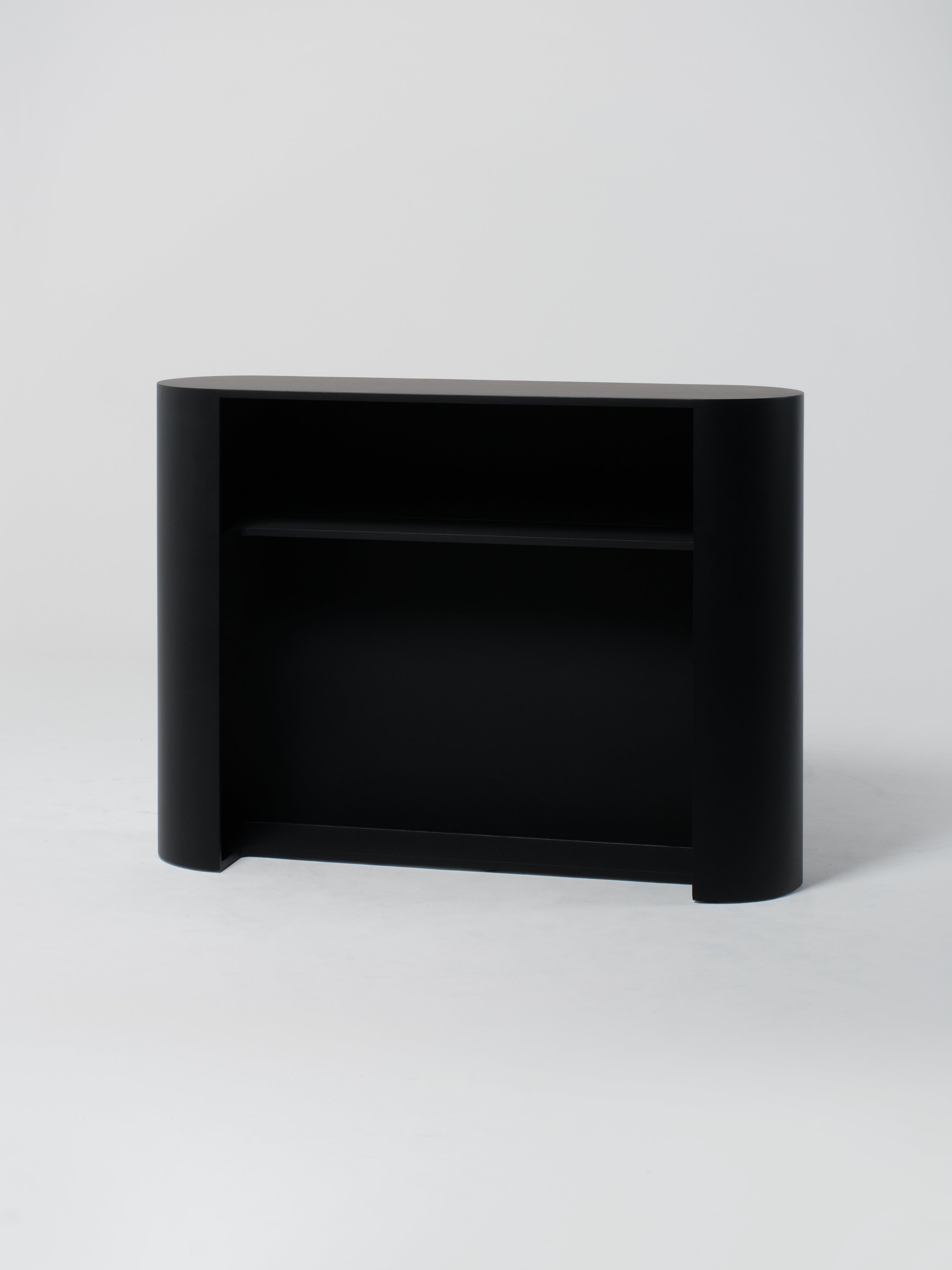 Front Desk / Black / Rounded