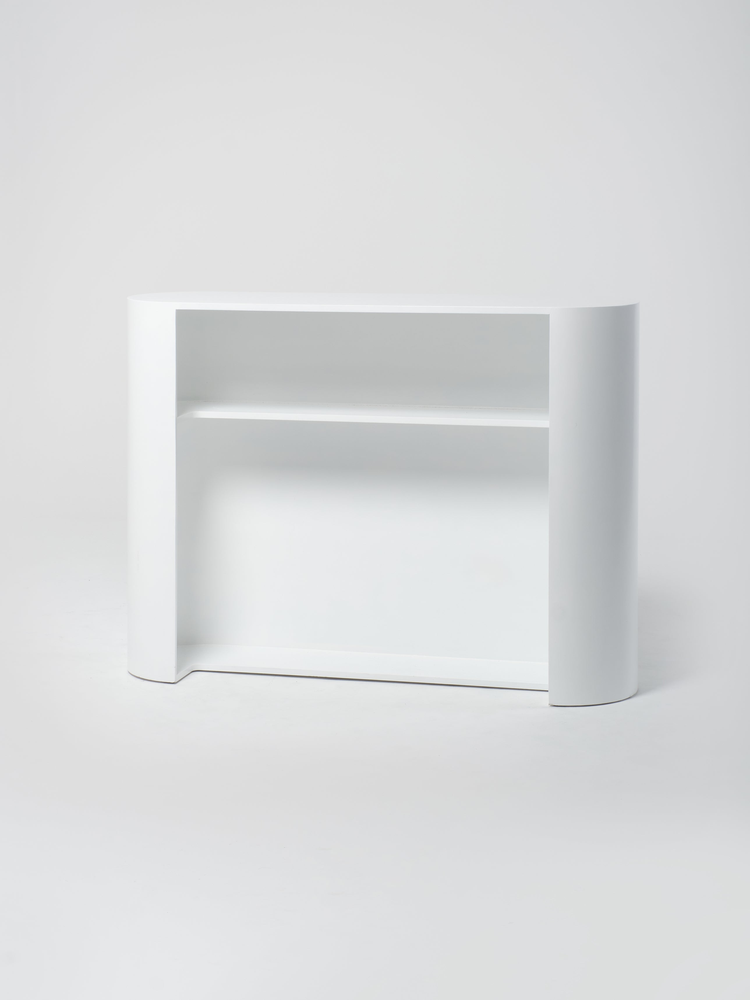 Front Desk / White / Rounded
