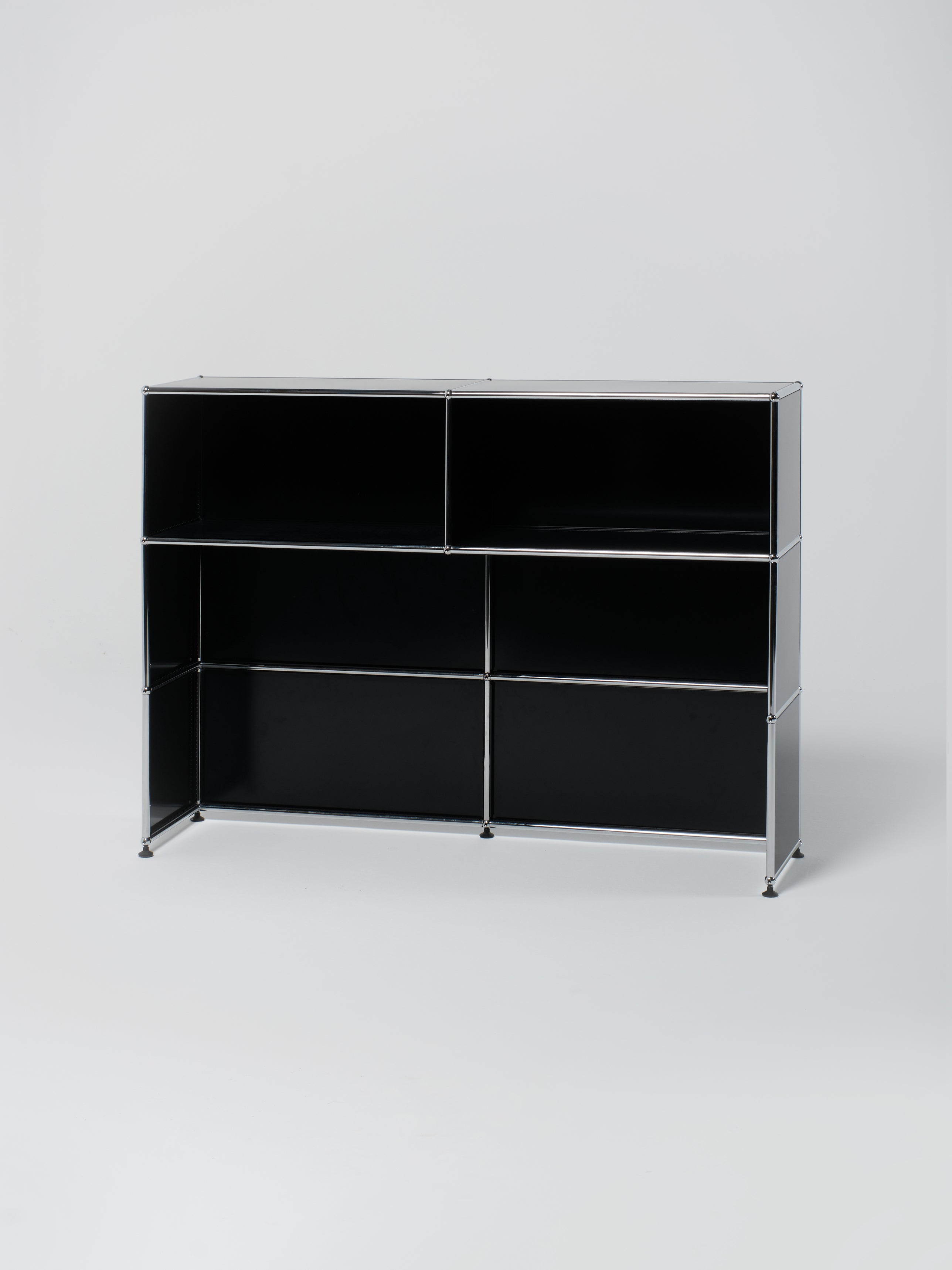 USM Haller Front Desk / 150cm x 35cm H:110cm / Black
