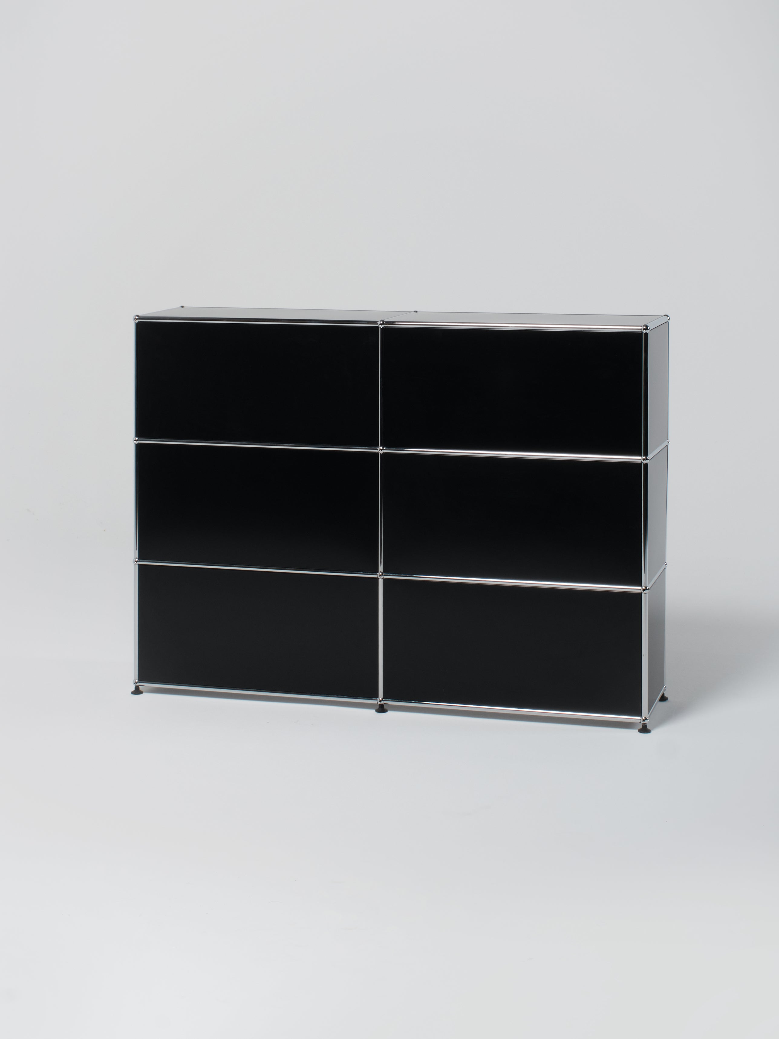 USM Haller Front Desk / 150cm x 35cm H:110cm / Black