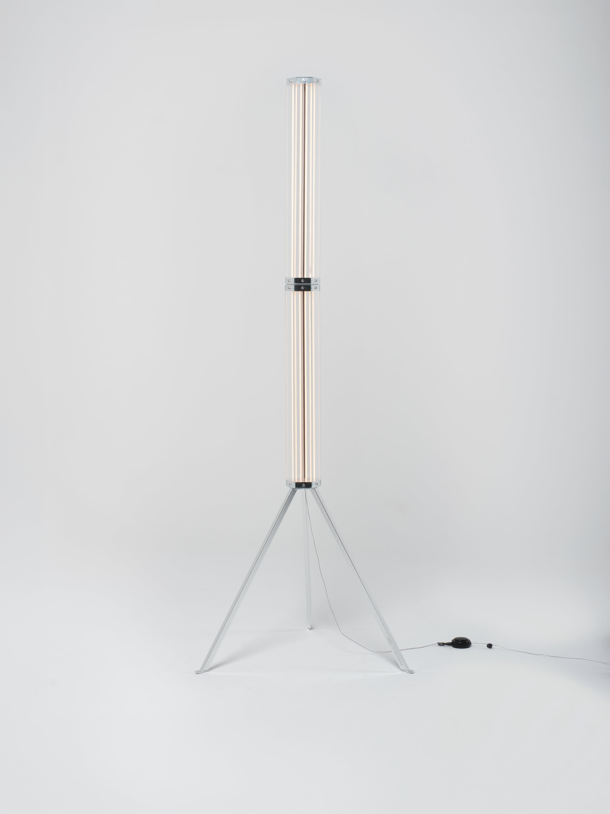 SuperWire Floor Lamp