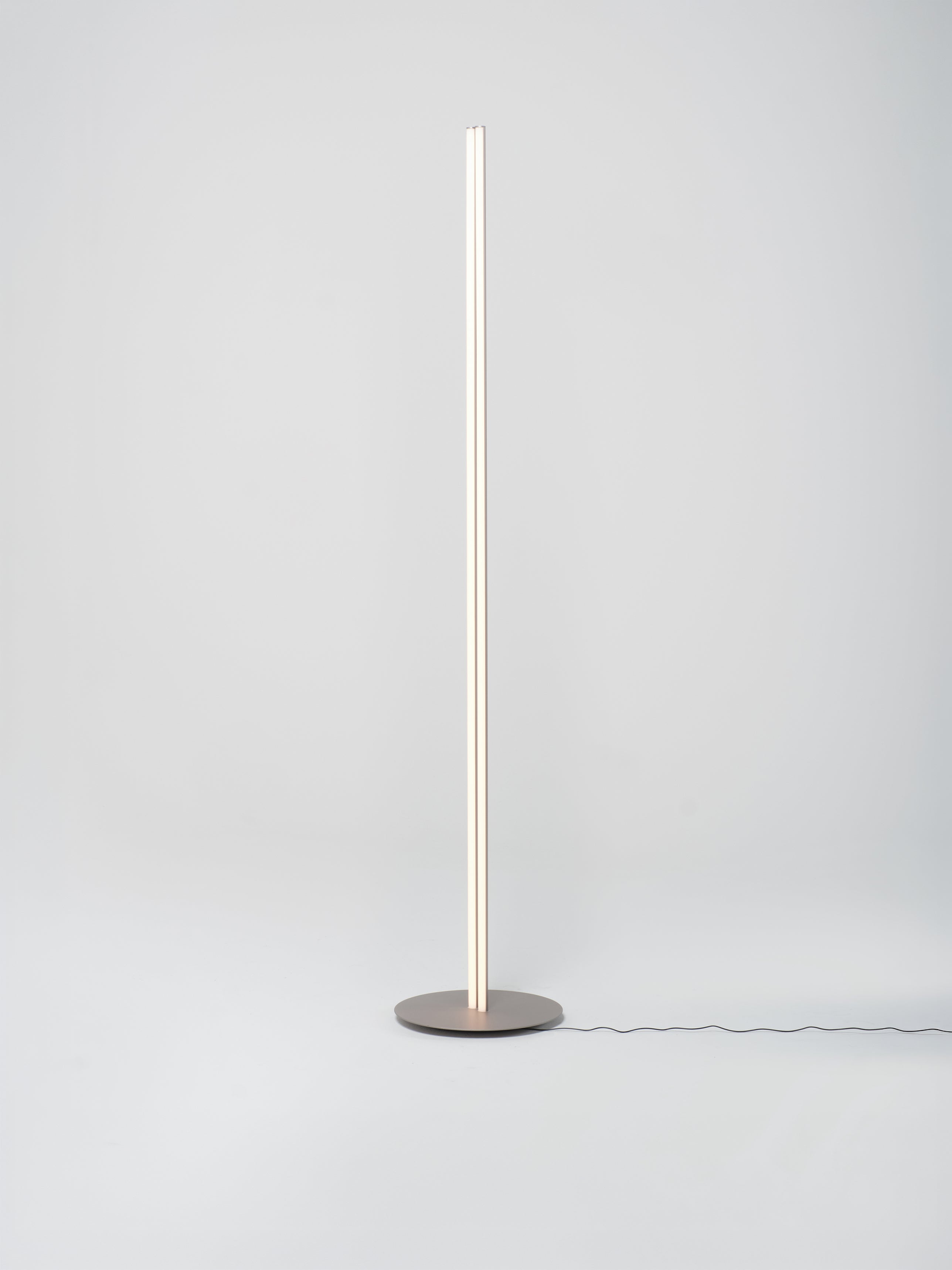 Coordinates Floor Lamp / Argent
