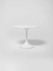 Tulip Table / Laminate