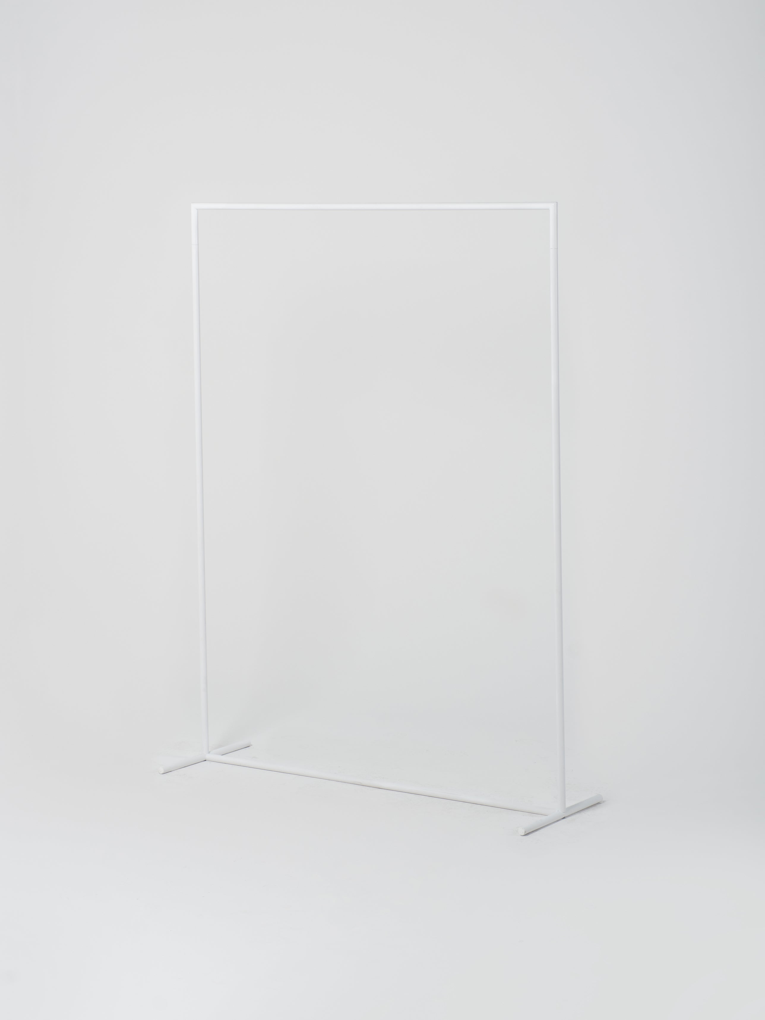 Rail 16H / High | Round | 150cm x H200cm