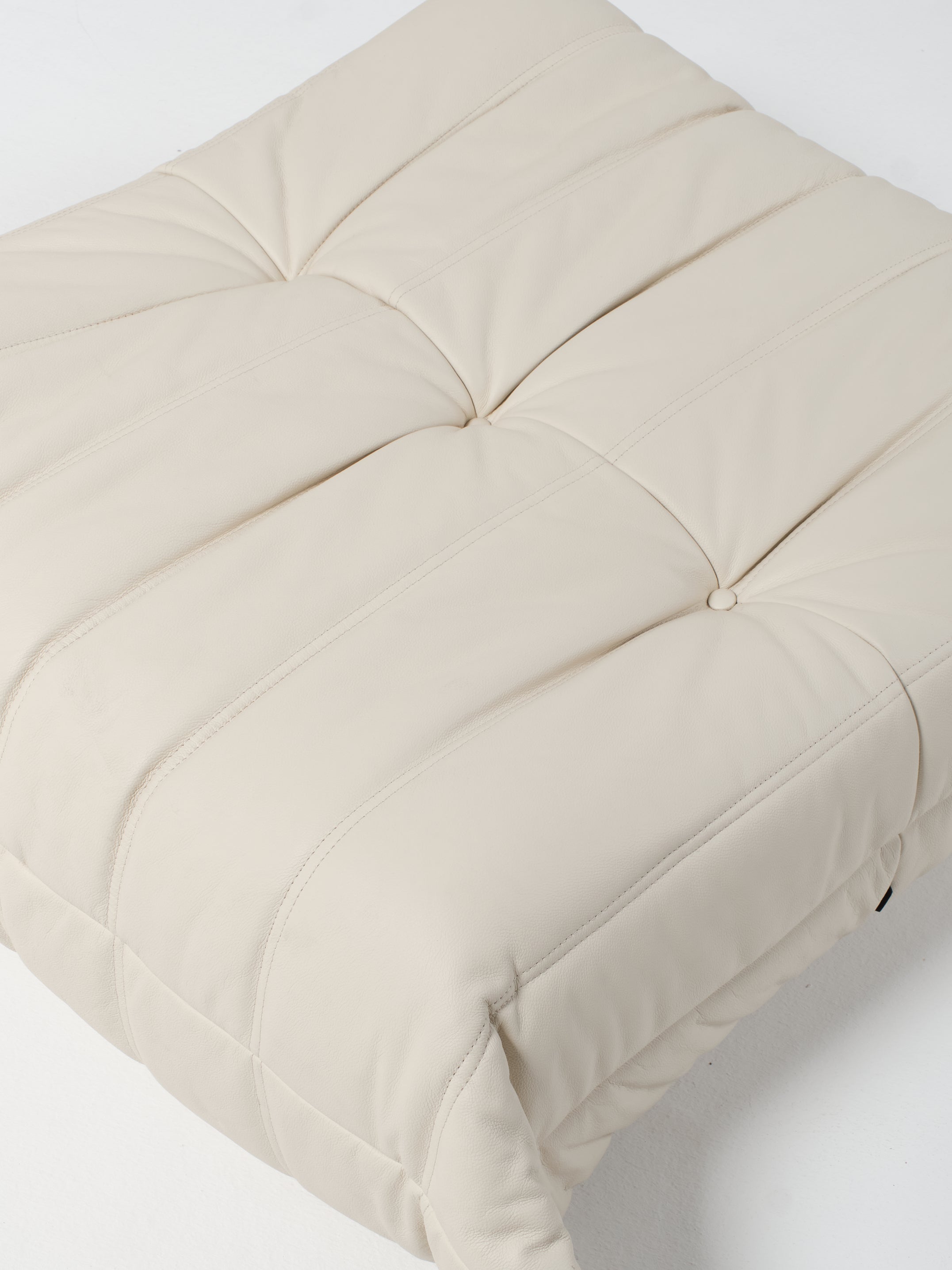 Togo Sofa / White | 3-Seater