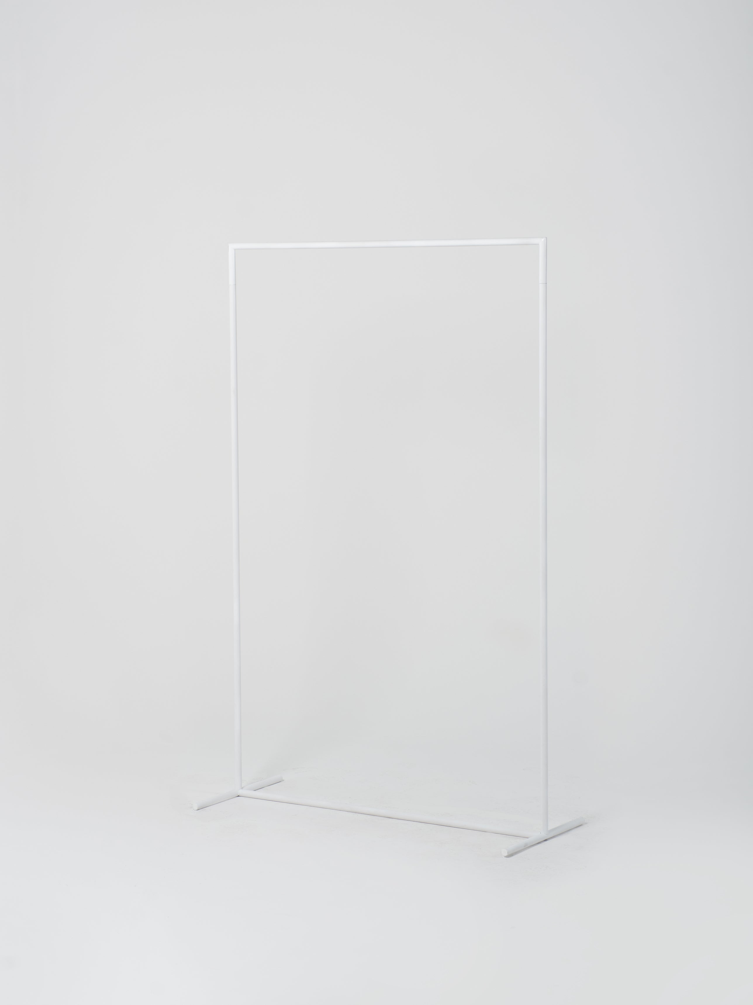 Rail 13H / High | Round | 130cm x H200cm