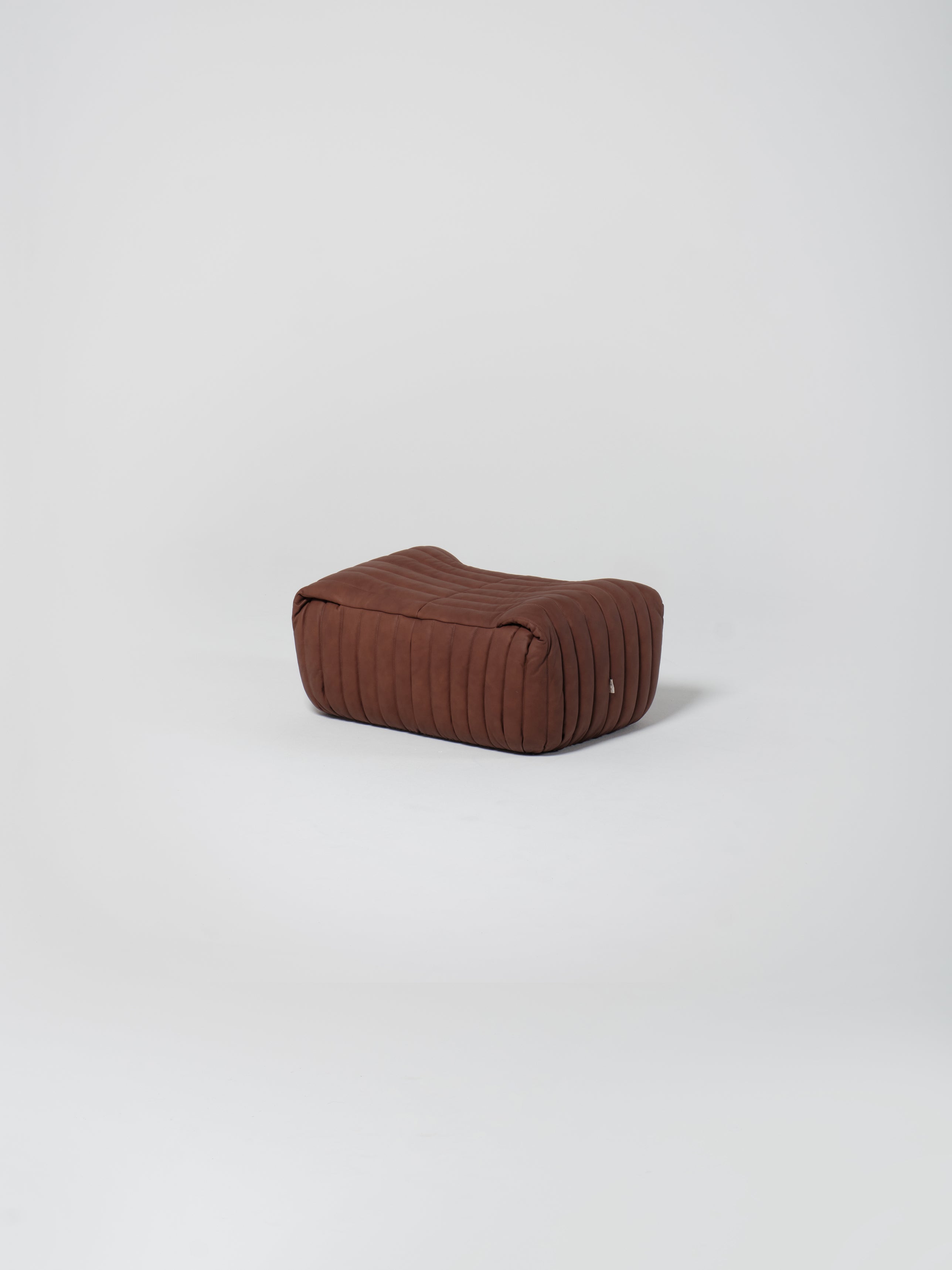 Sandra Pouf / Brown